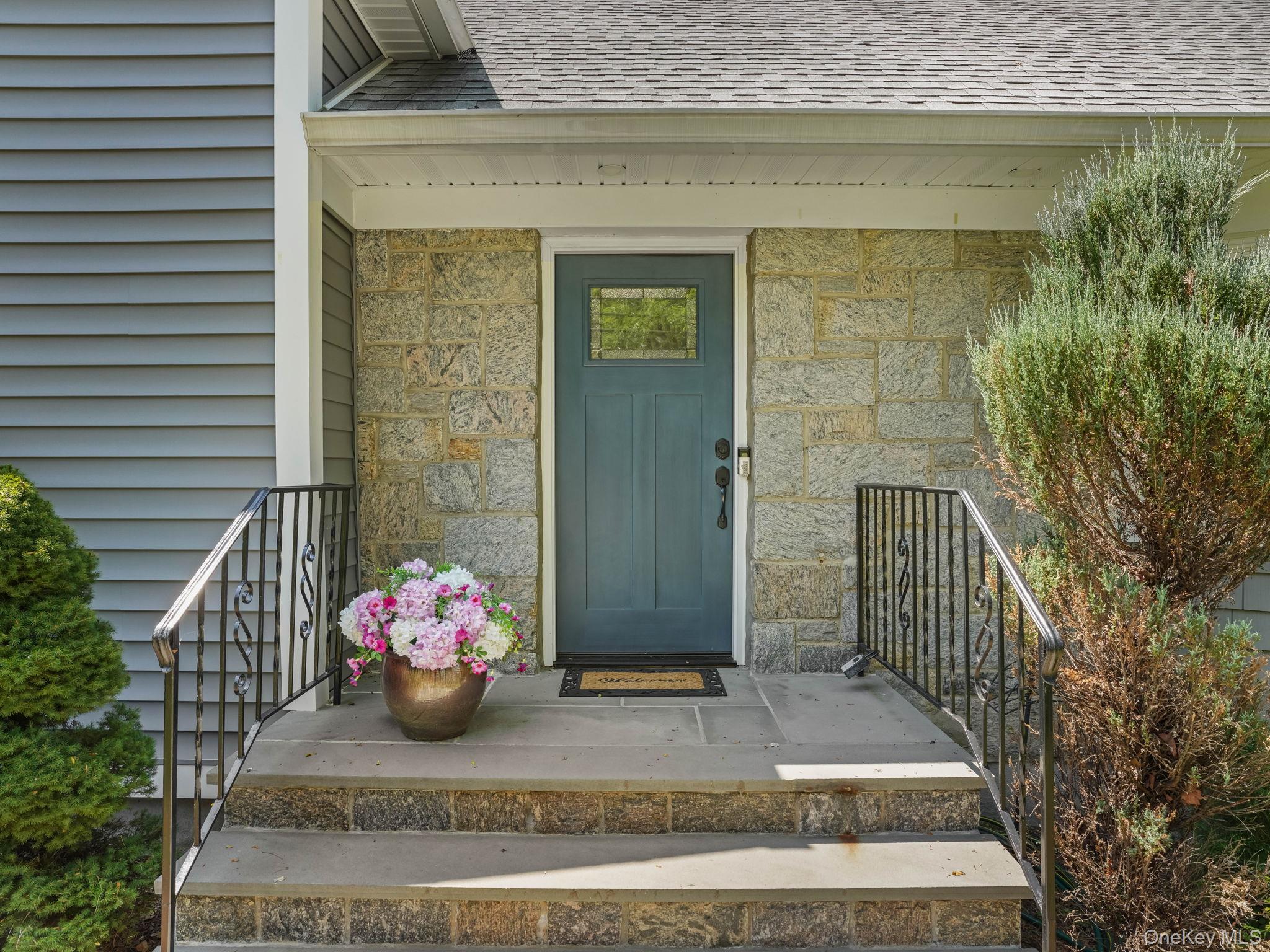 43 Amherst Drive, New Rochelle, NY 10804