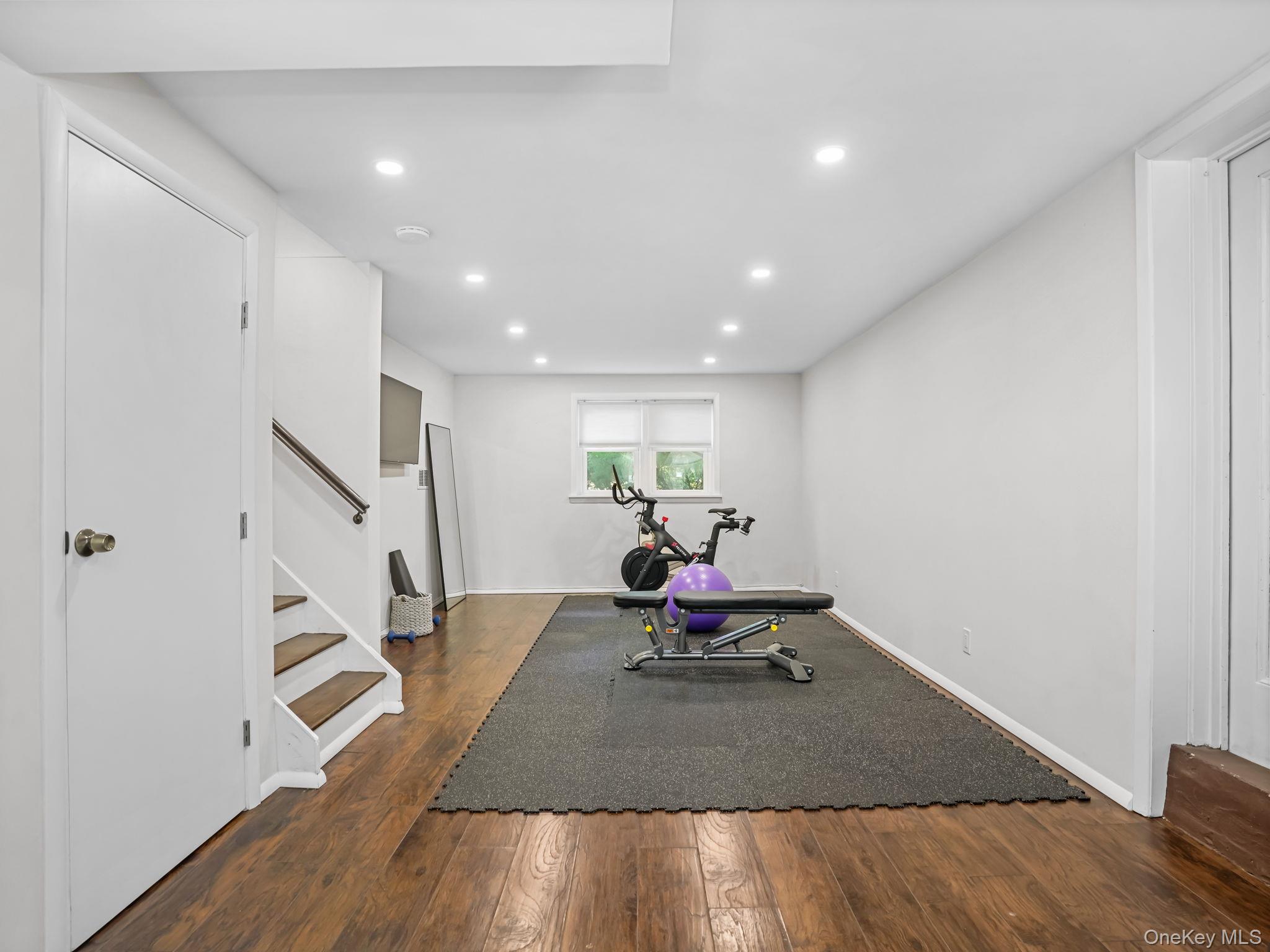 43 Amherst Drive, New Rochelle, NY 10804