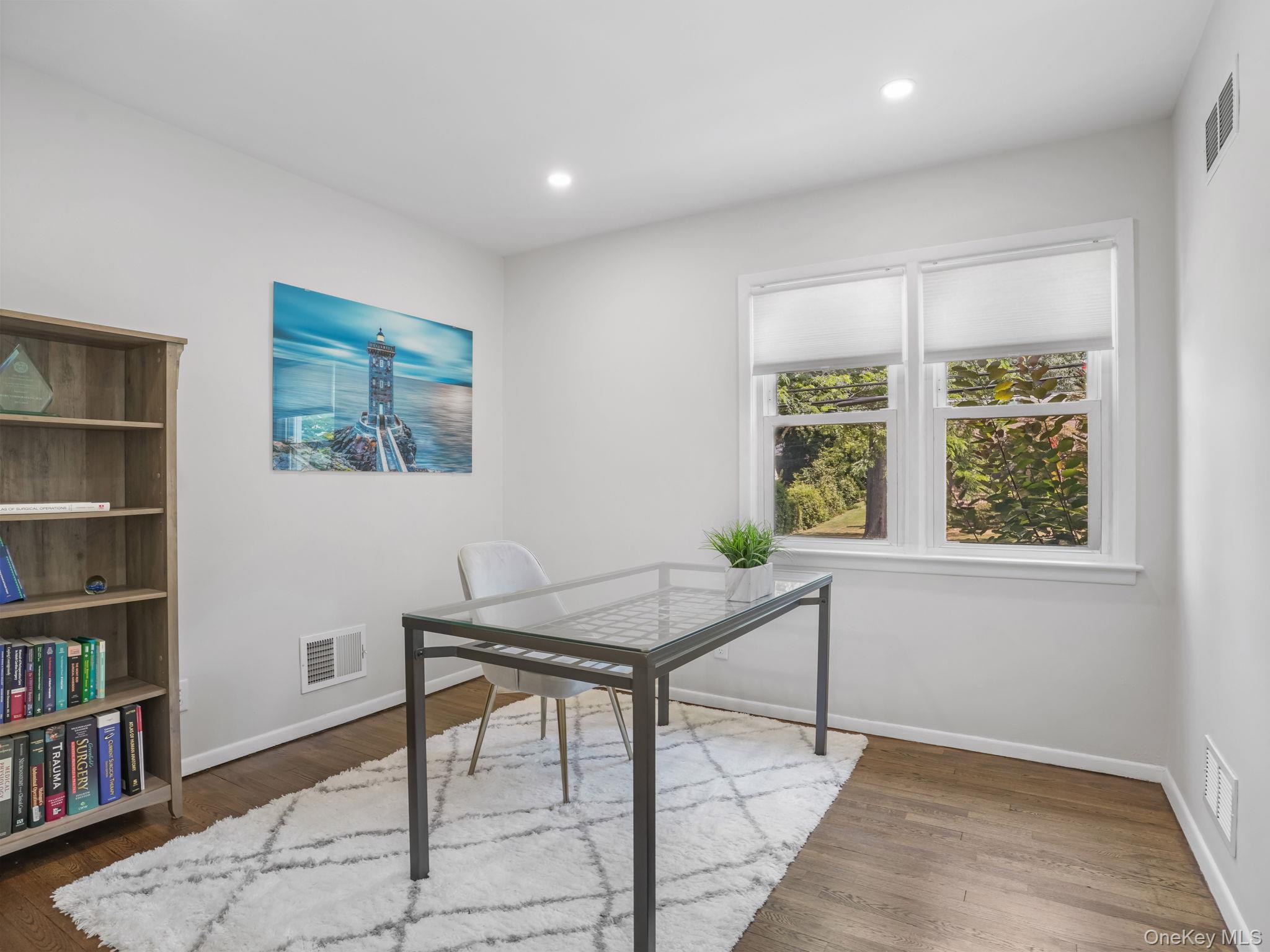 43 Amherst Drive, New Rochelle, NY 10804