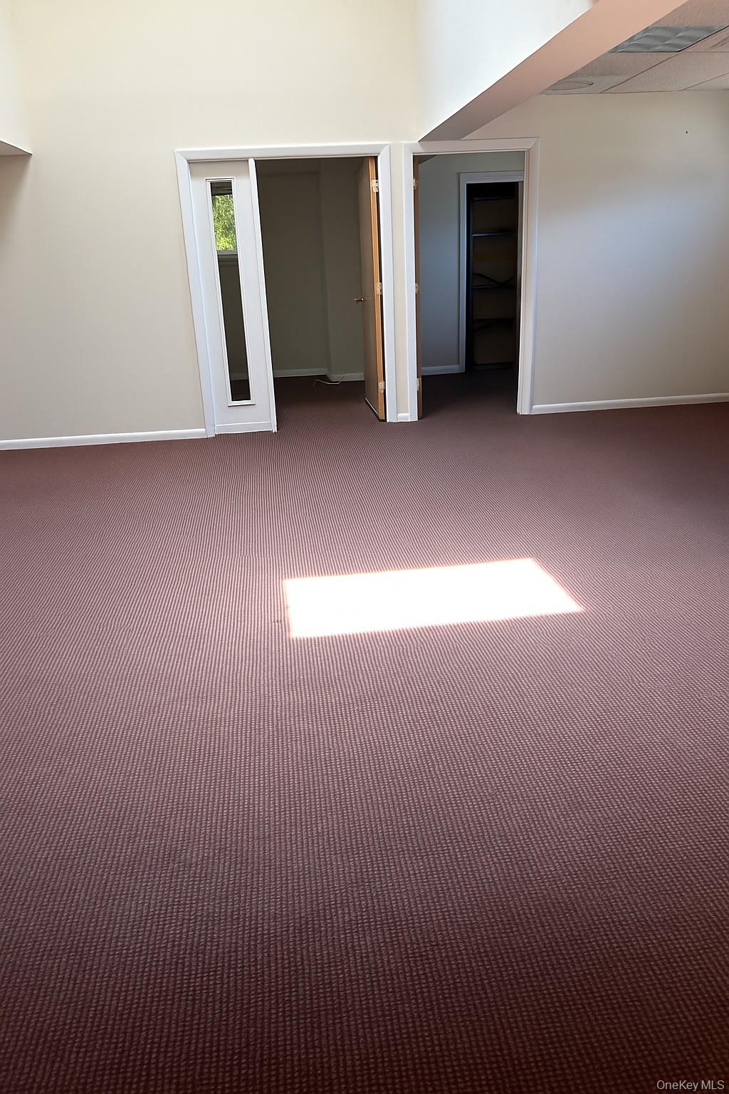 692 S Wellwood Avenue, Lindenhurst, NY 11757