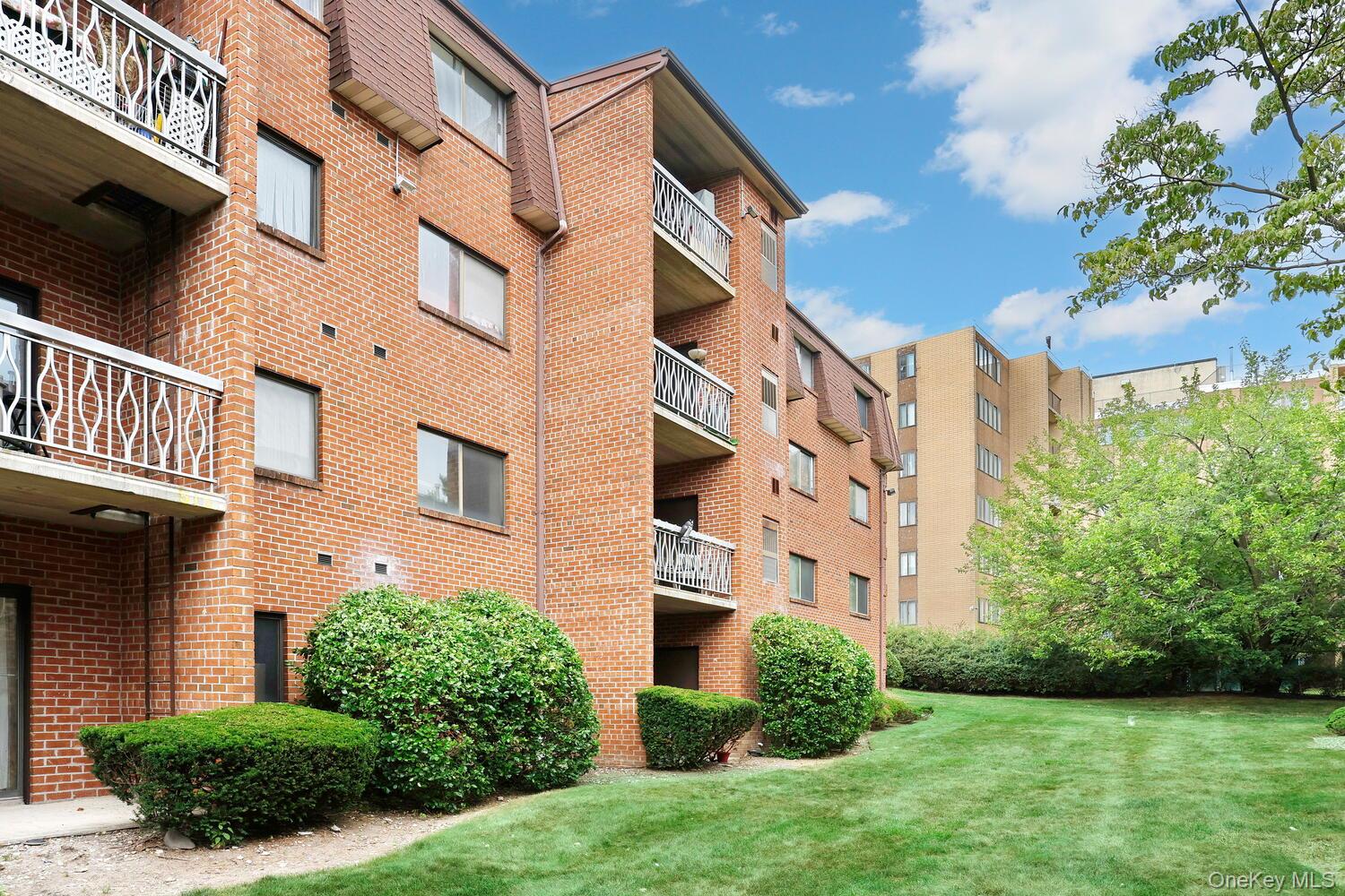 518 Kennedy Drive # 518, Spring Valley, NY 10977