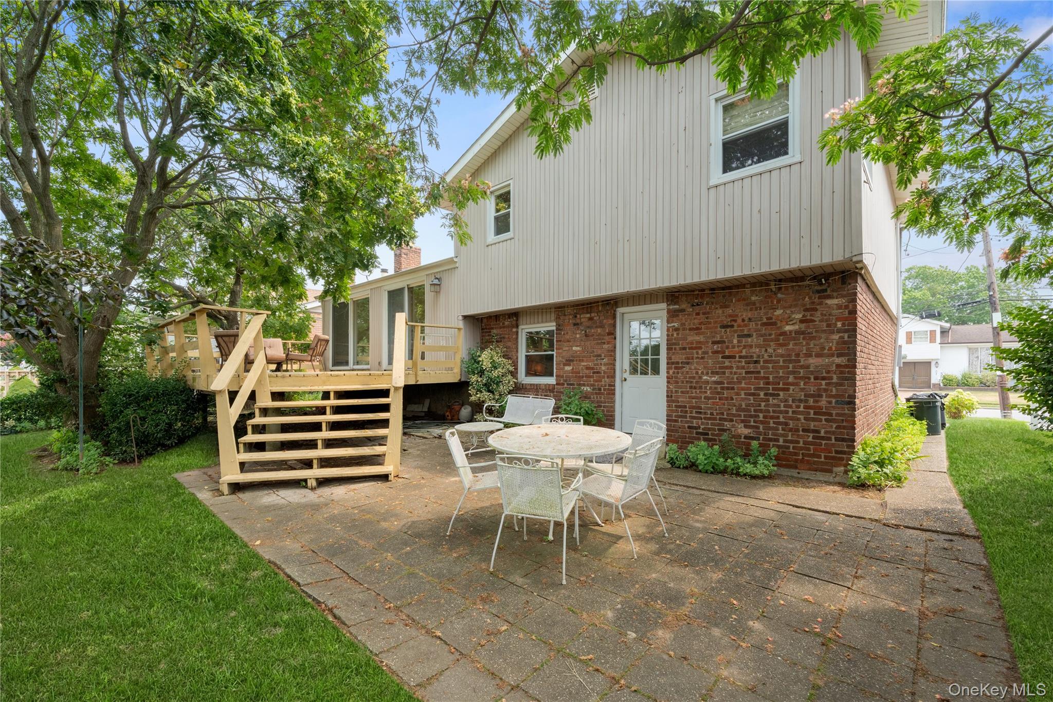 48 Oxford Road, East Rockaway, NY 11518