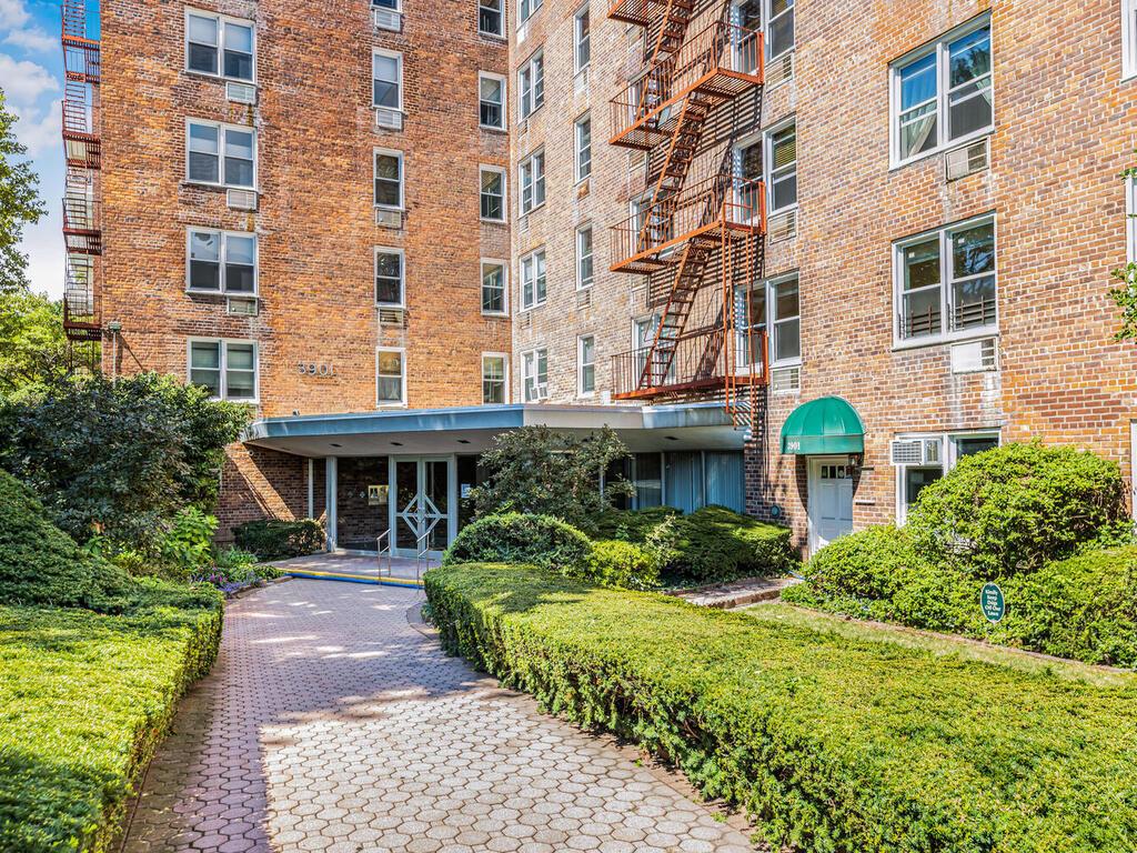 3901 Independence Avenue # 3C, Bronx, NY 10463