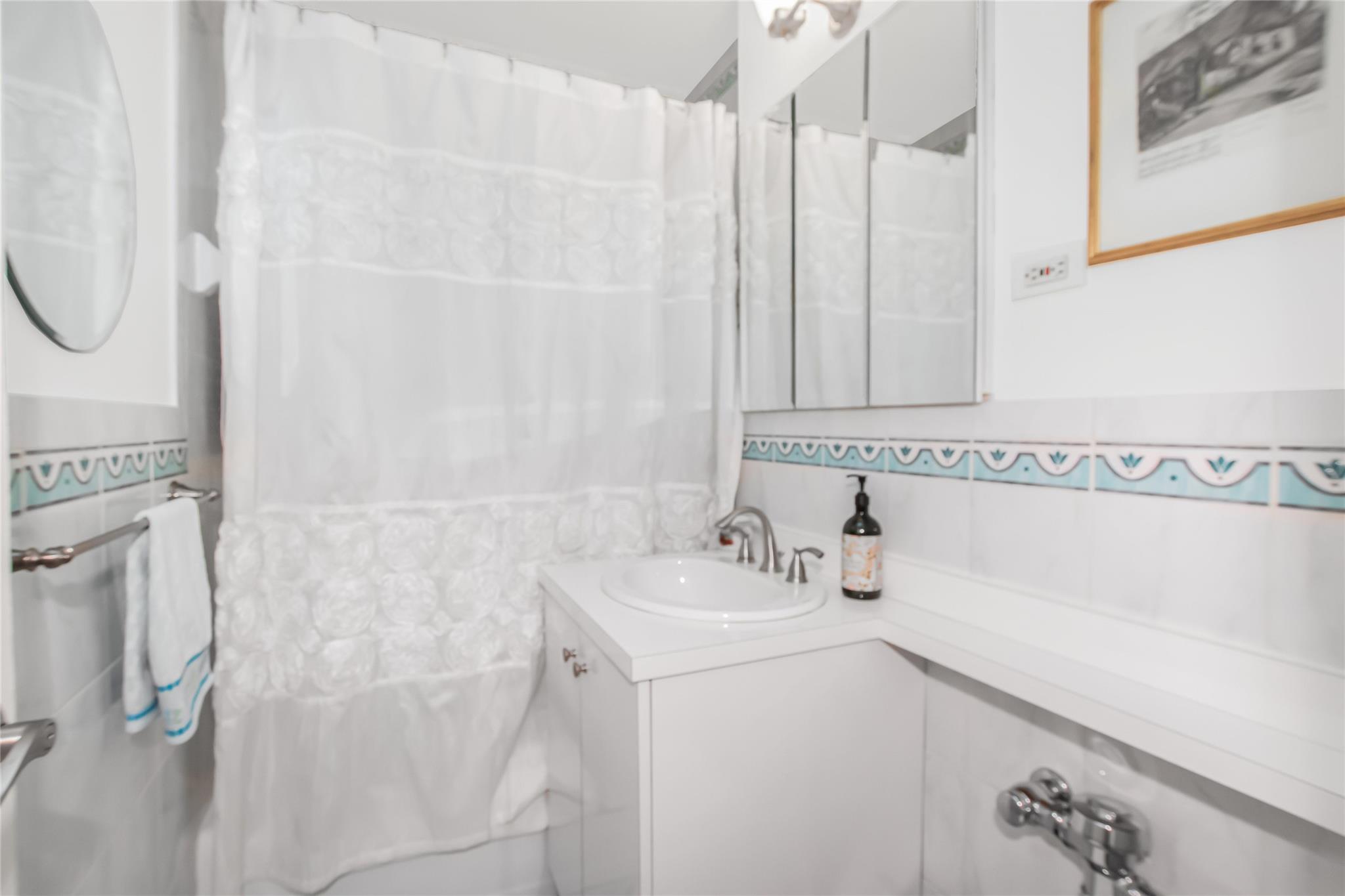 3901 Independence Avenue # 3C, Bronx, NY 10463