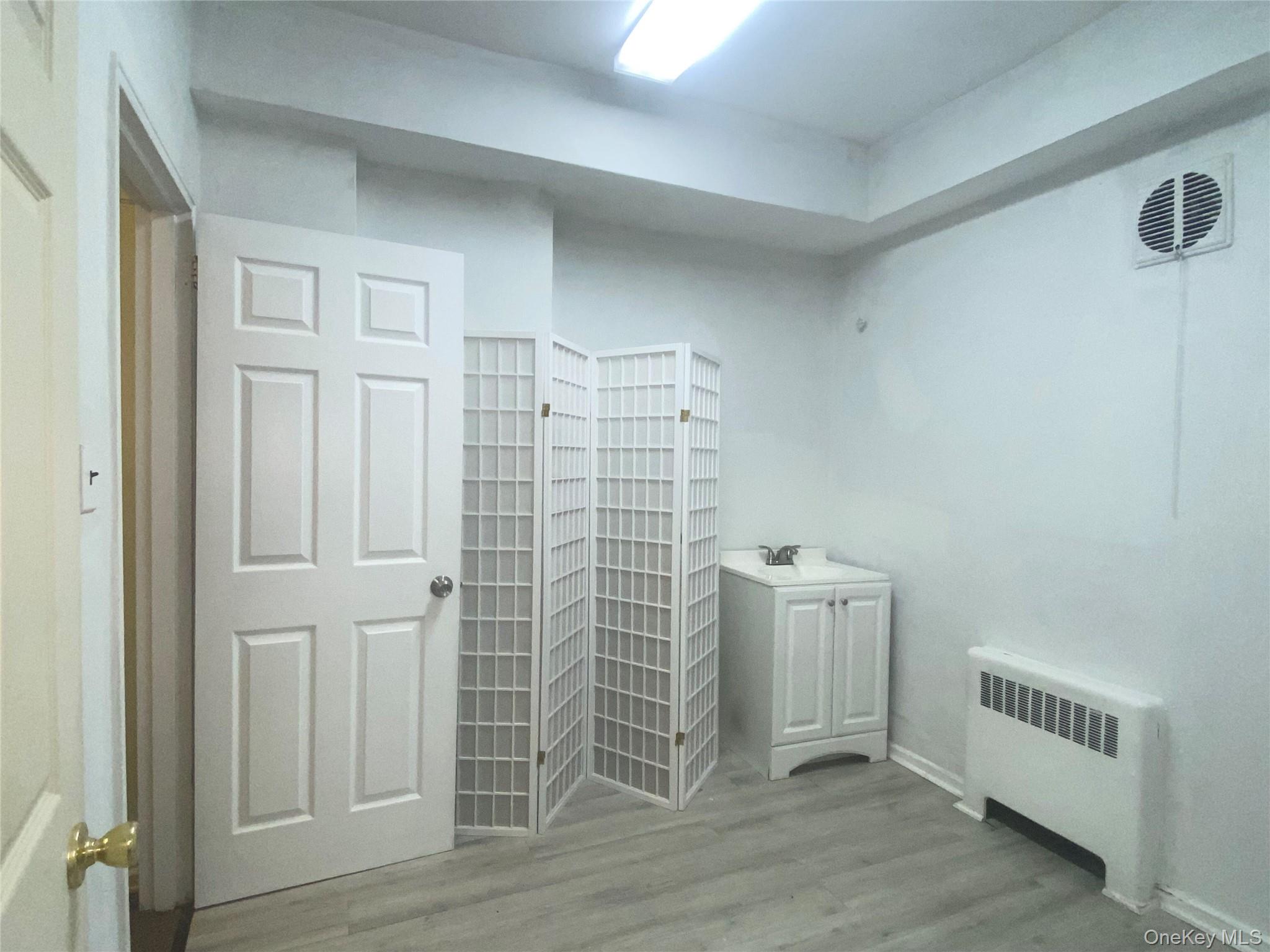 200 N Village Avenue # 101A, Rockville Centre, NY 11570