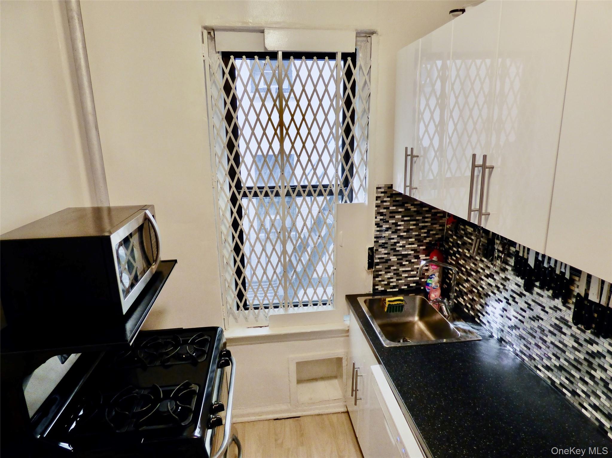 941 Jerome Avenue # D5, Bronx, NY 10452