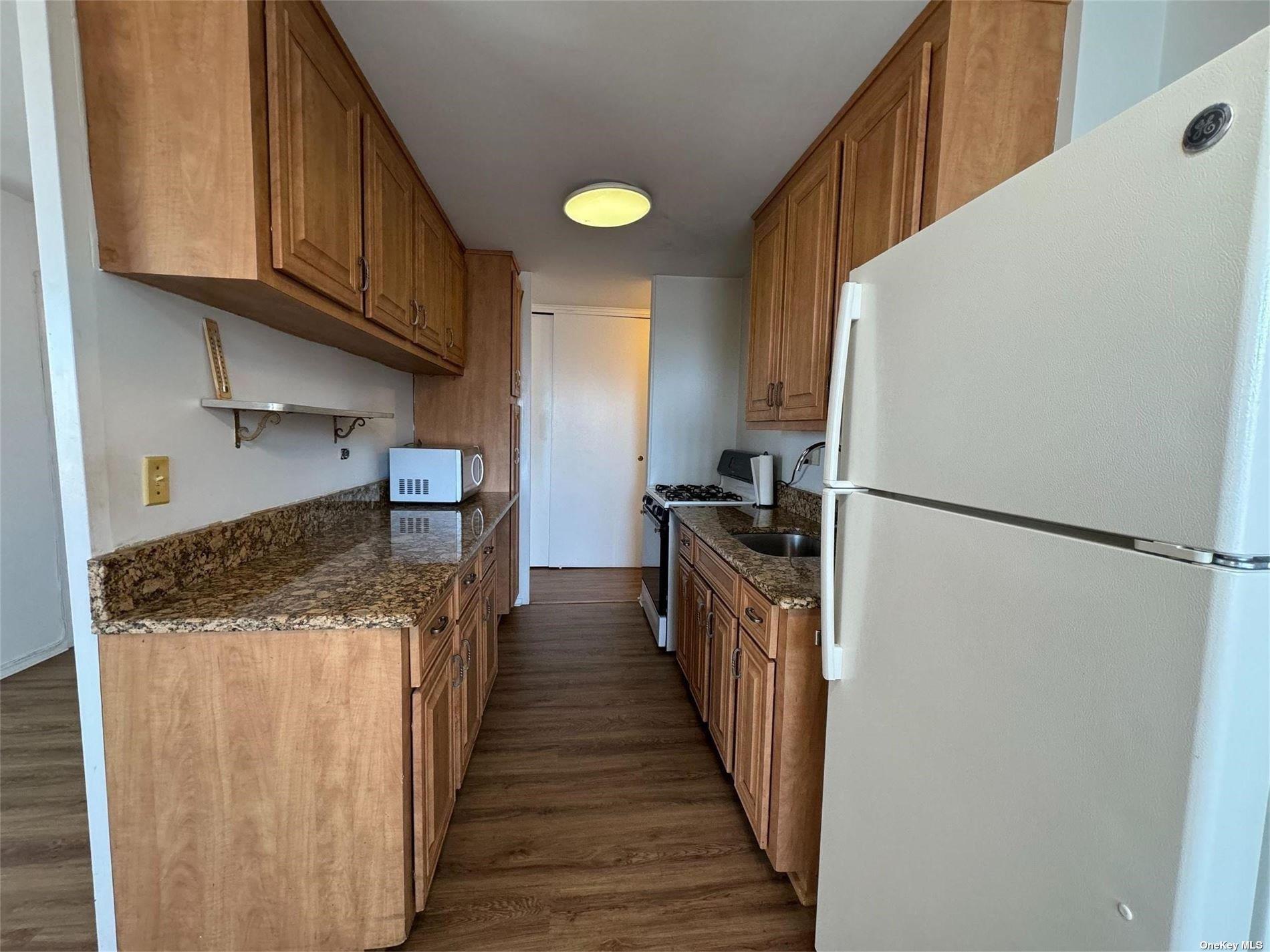 2483 W 16th Street # 17K, Brooklyn, NY 11214