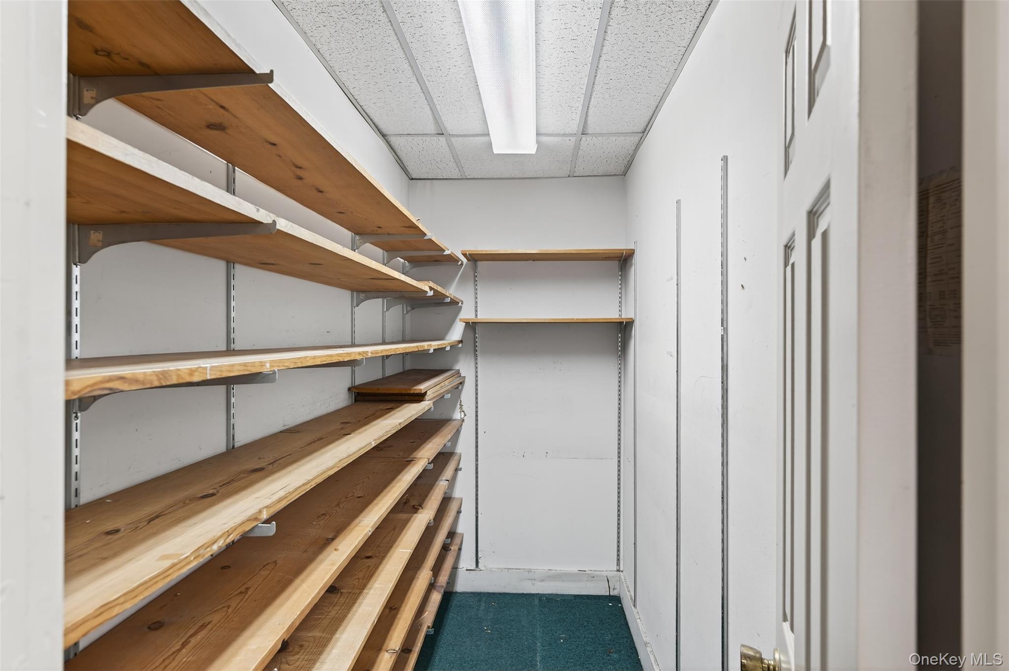 65 N Ocean Avenue, Patchogue, NY 11772