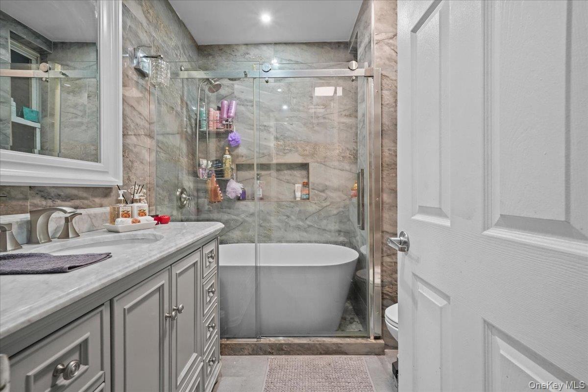 1917 Loring Place S, Bronx, NY 10453