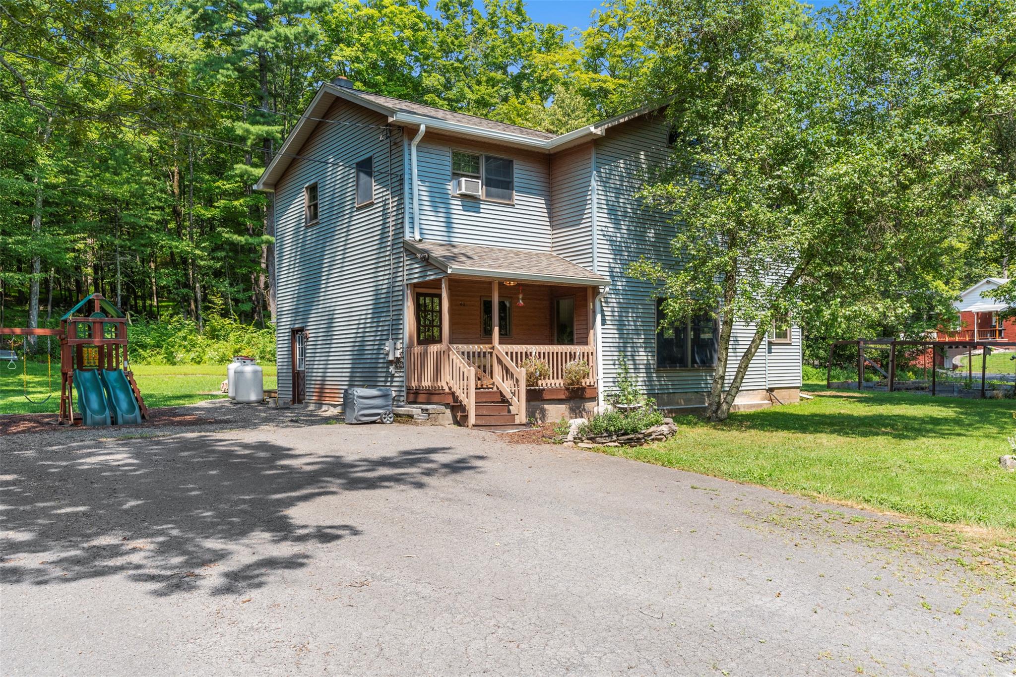 348 Old State Route 28, Glenford, NY 12433