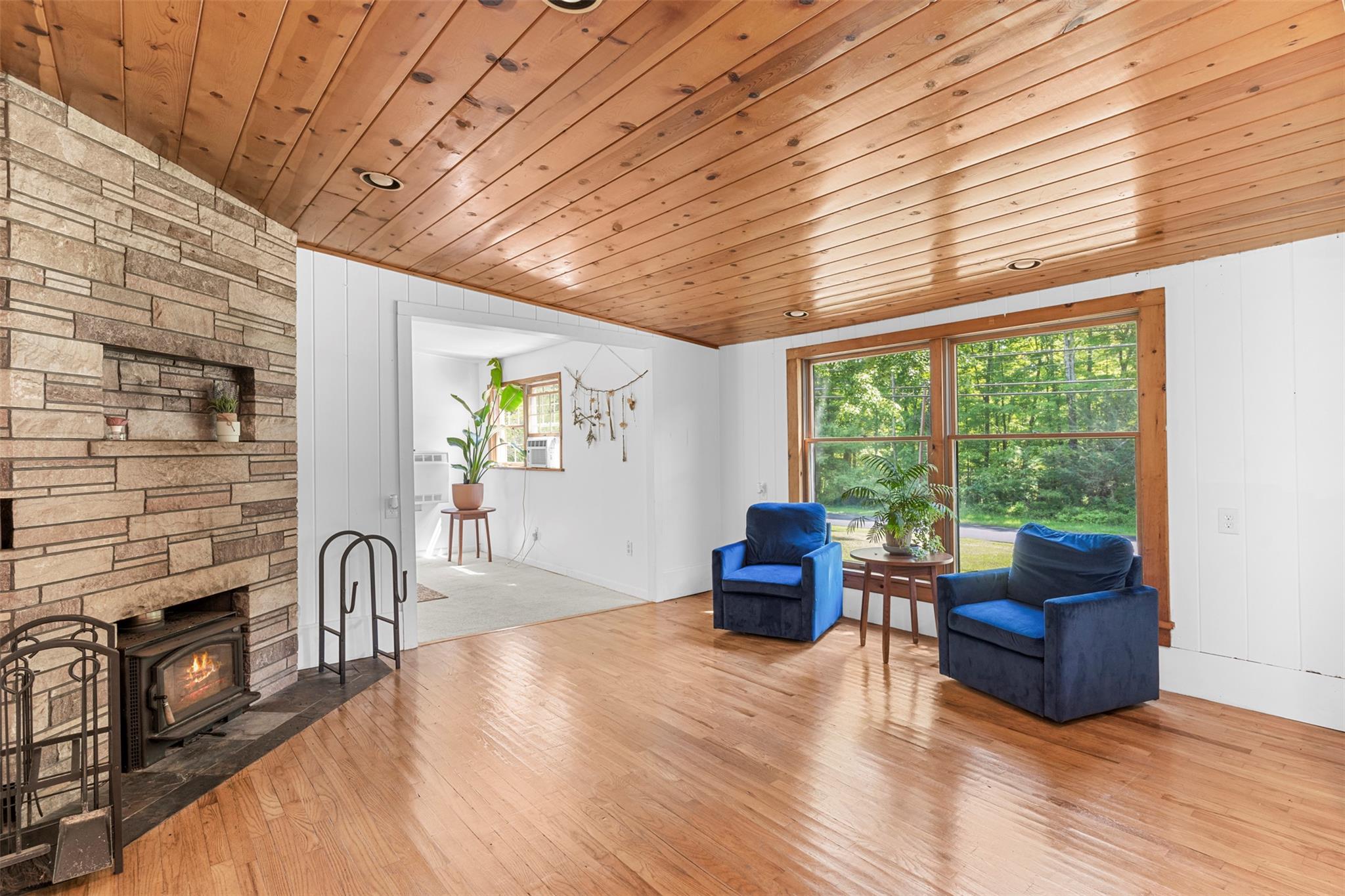 348 Old State Route 28, Glenford, NY 12433