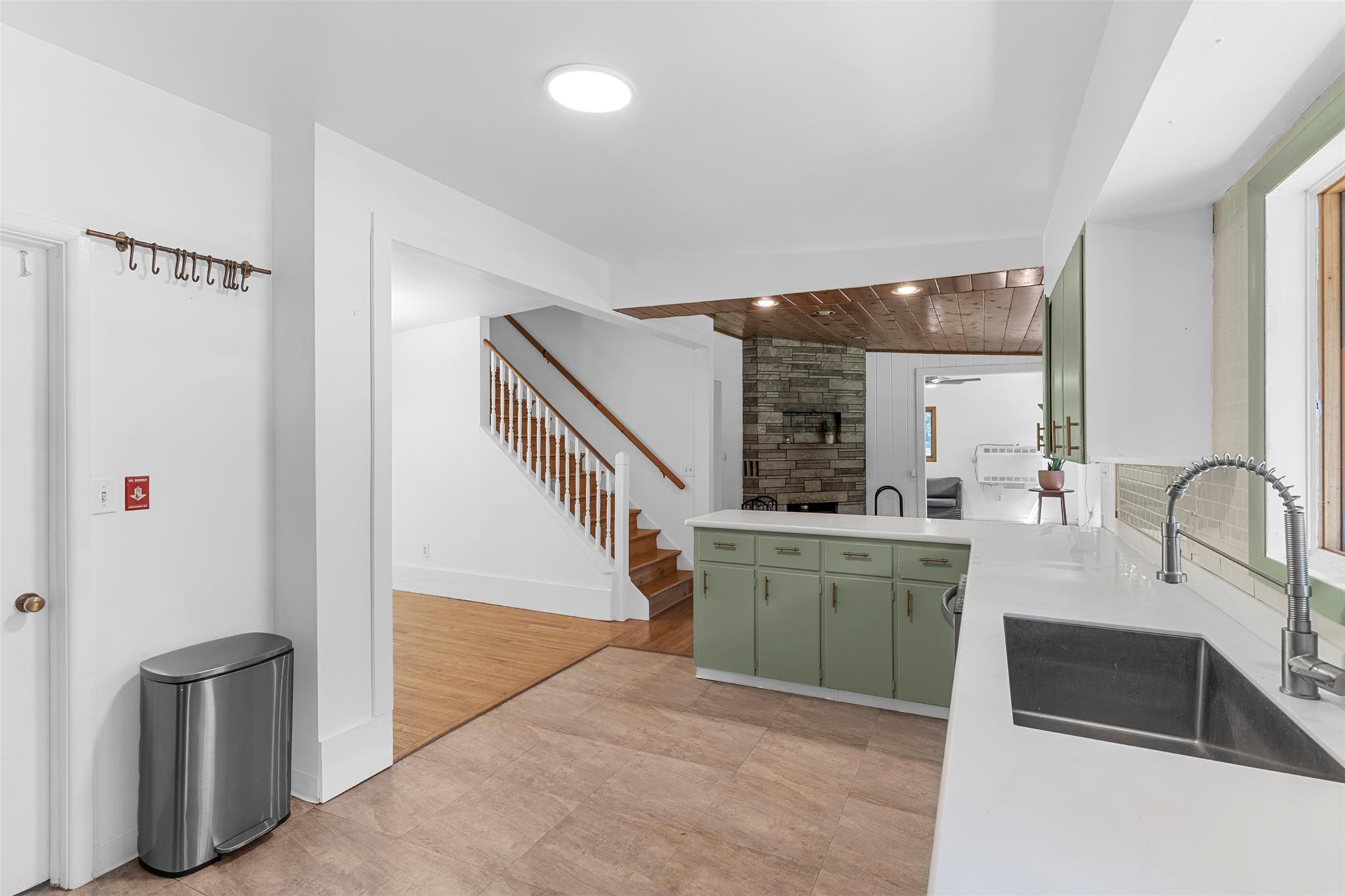 348 Old State Route 28, Glenford, NY 12433