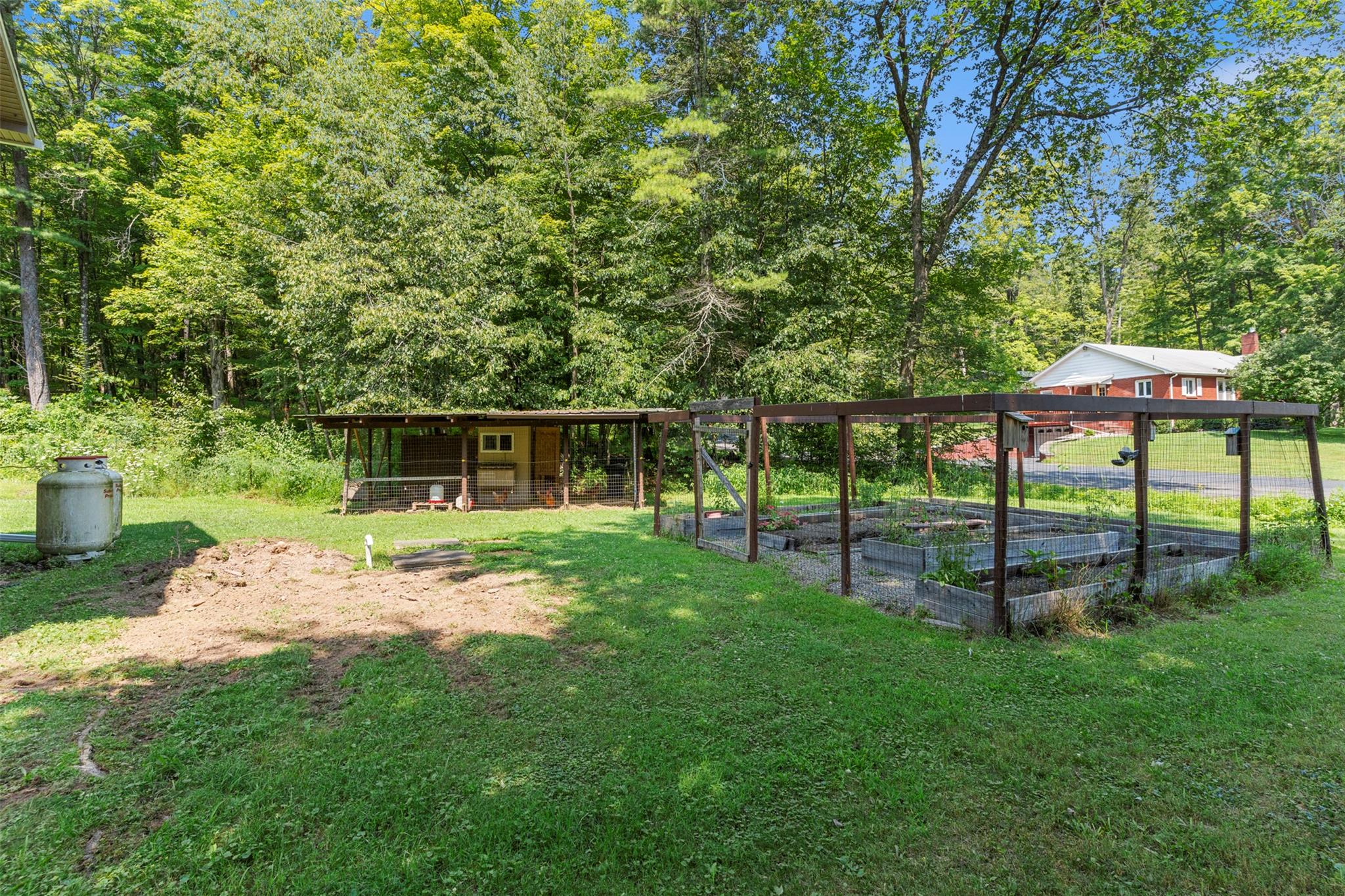 348 Old State Route 28, Glenford, NY 12433