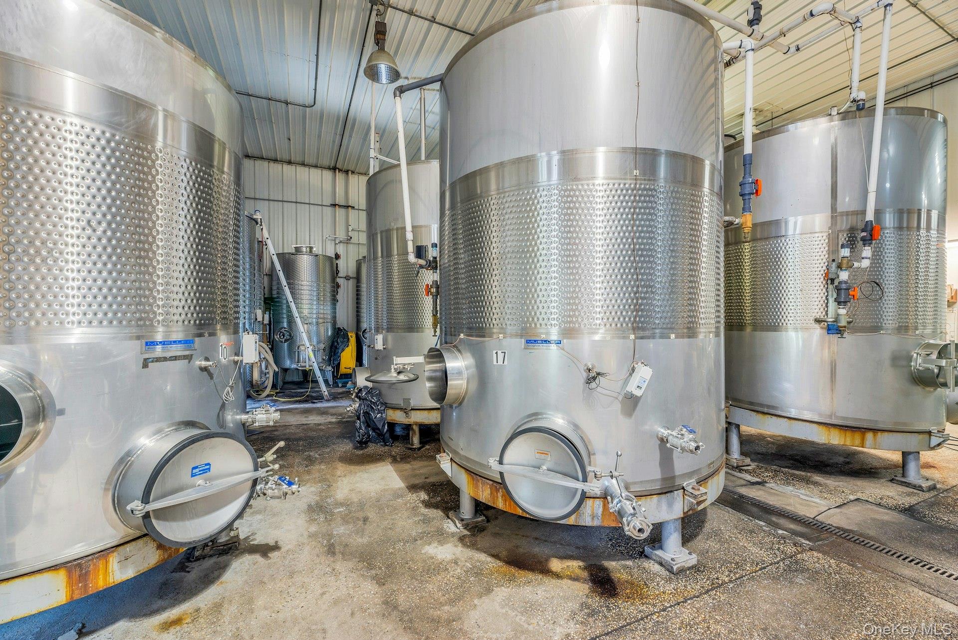 44075 Route 25, Peconic, NY 11971