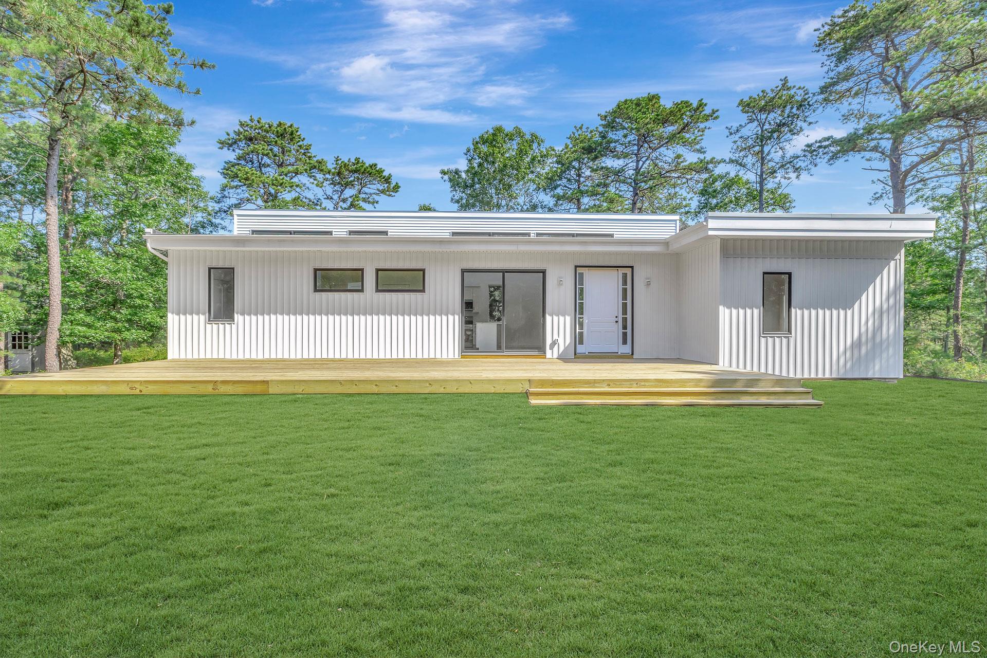 518 Maple Avenue S, Flanders, NY 11901