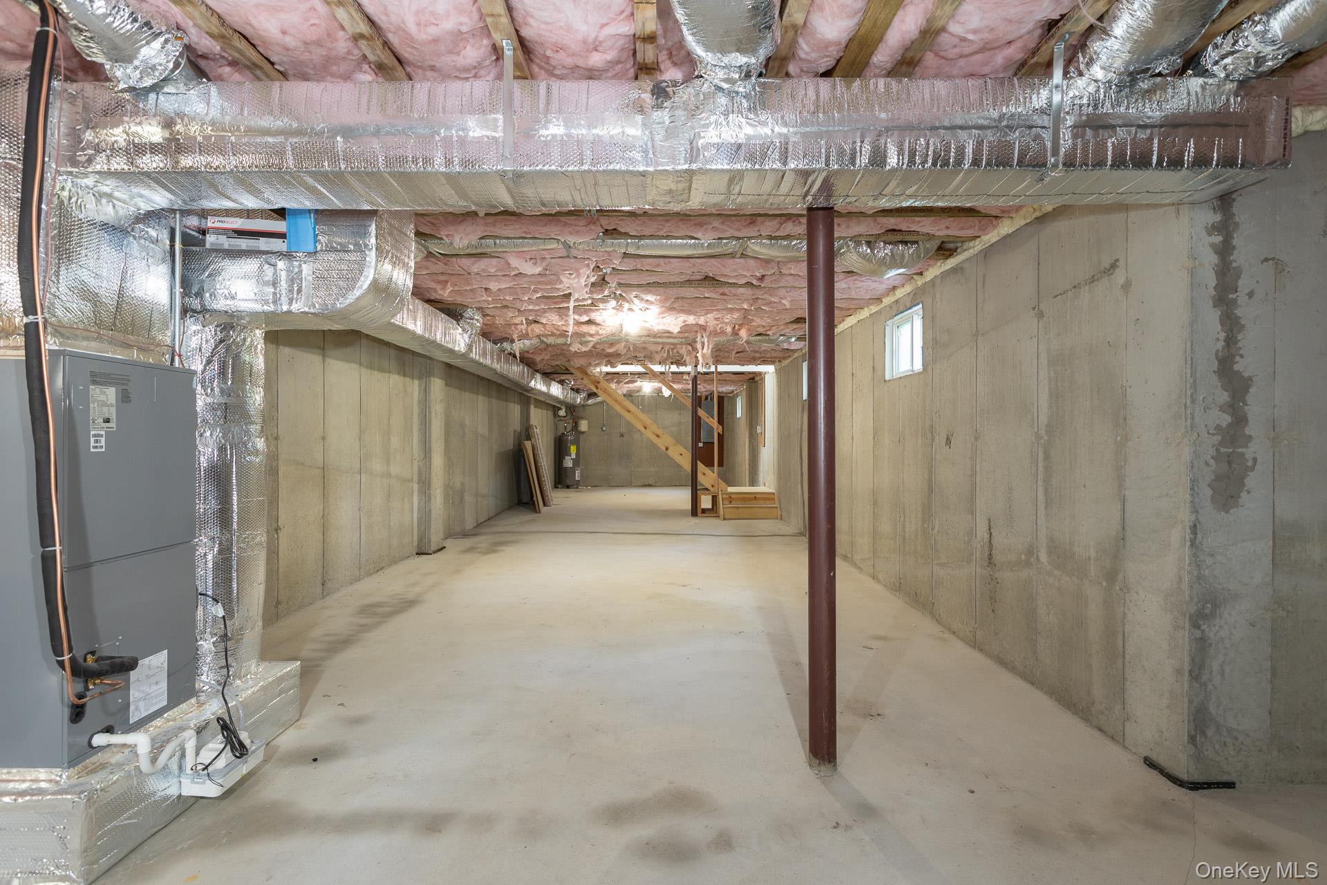 518 Maple Avenue S, Flanders, NY 11901