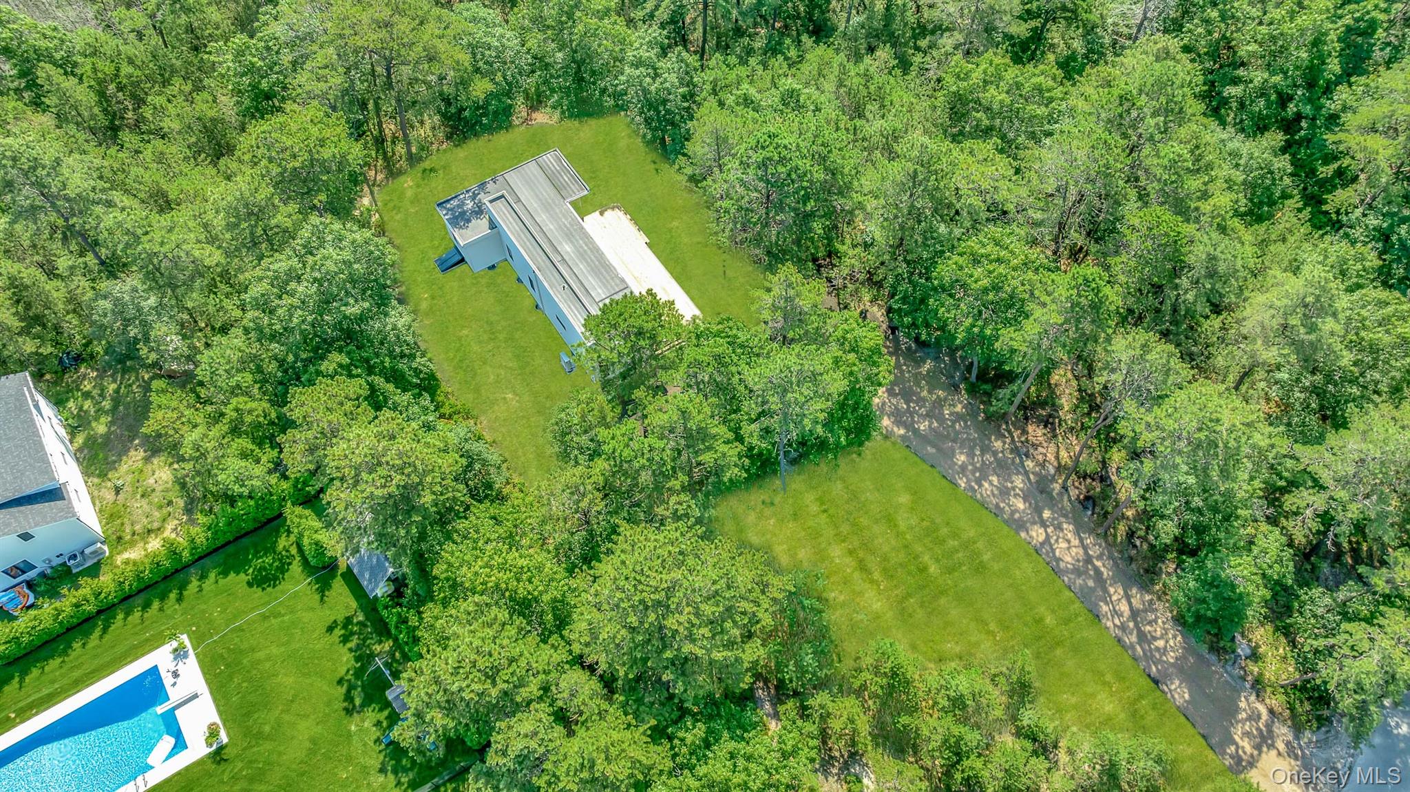 518 Maple Avenue S, Flanders, NY 11901