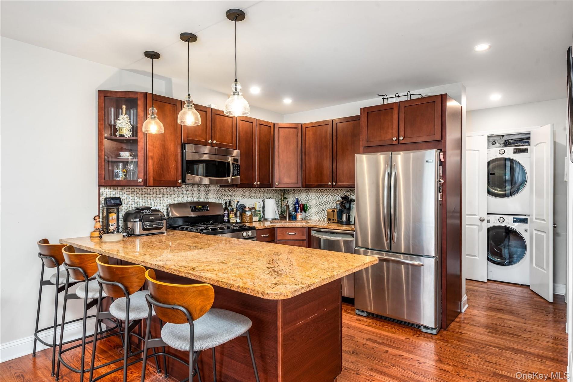 160 Beach 101st Street # 16B, Rockaway Park, NY 11694