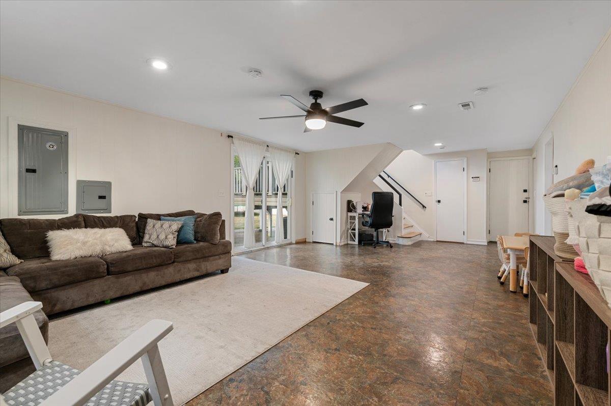 722 Eagle Drive, North Woodmere, NY 11581