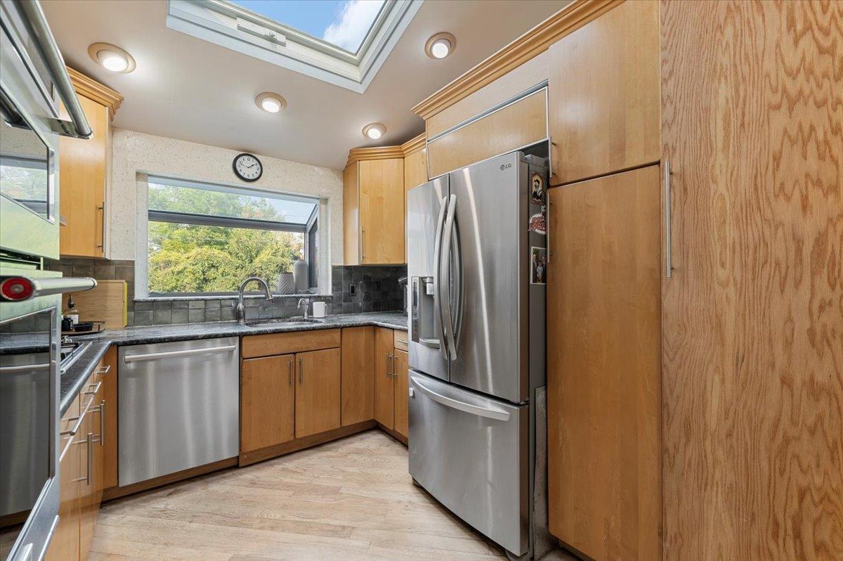 722 Eagle Drive, North Woodmere, NY 11581