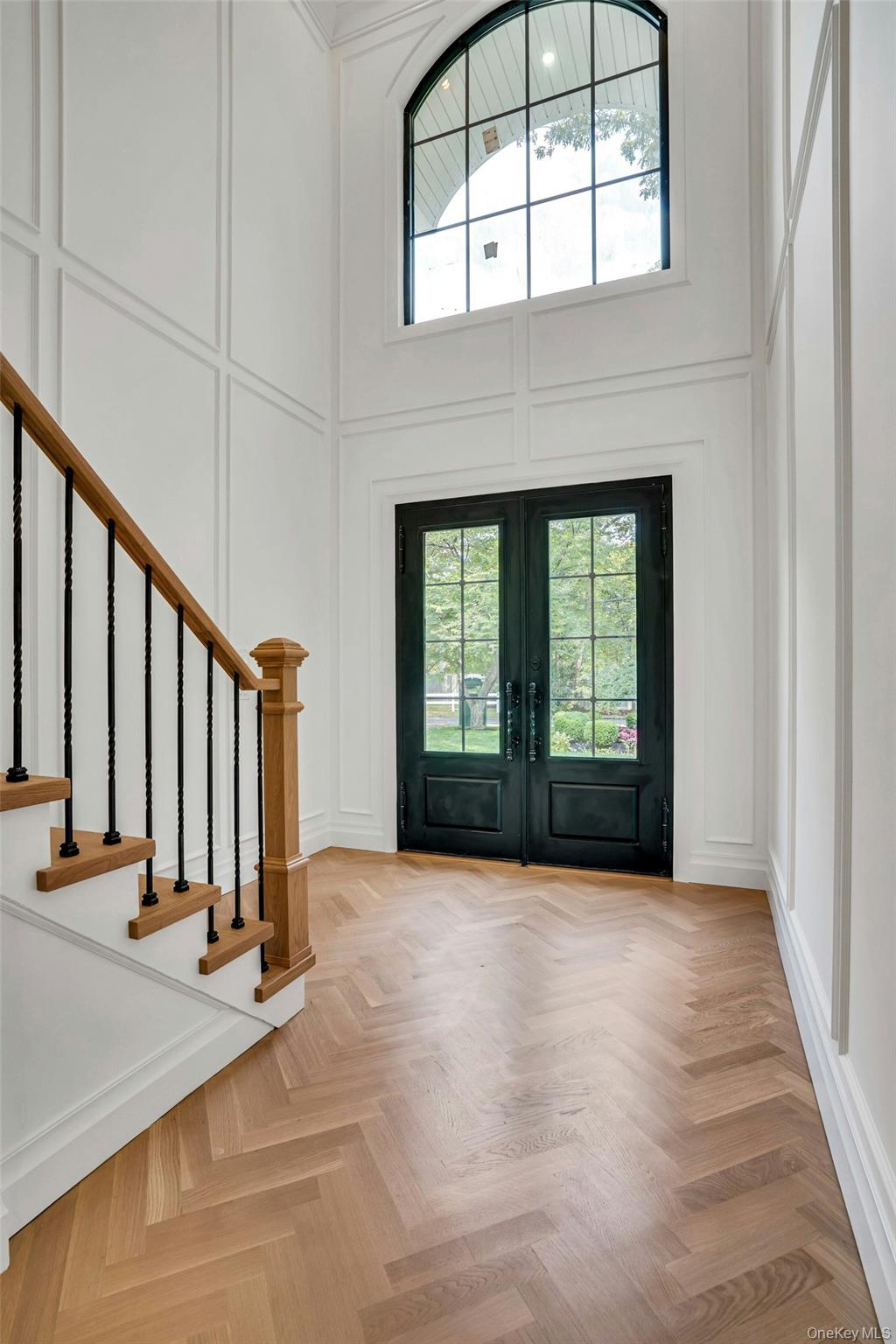 115 Weeks Drive, Dix Hills, NY 11746