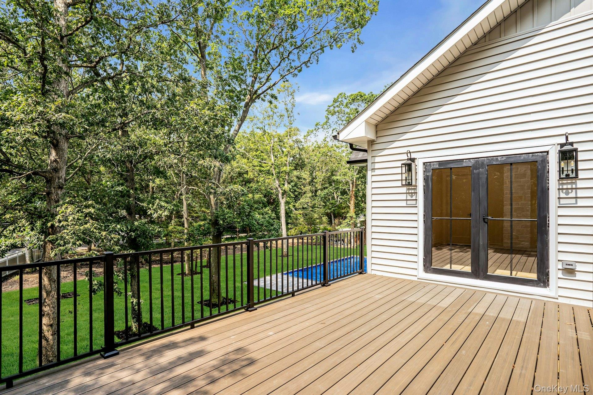 115 Weeks Drive, Dix Hills, NY 11746