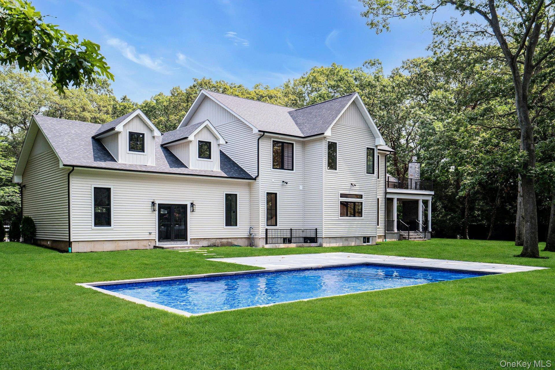 115 Weeks Drive, Dix Hills, NY 11746