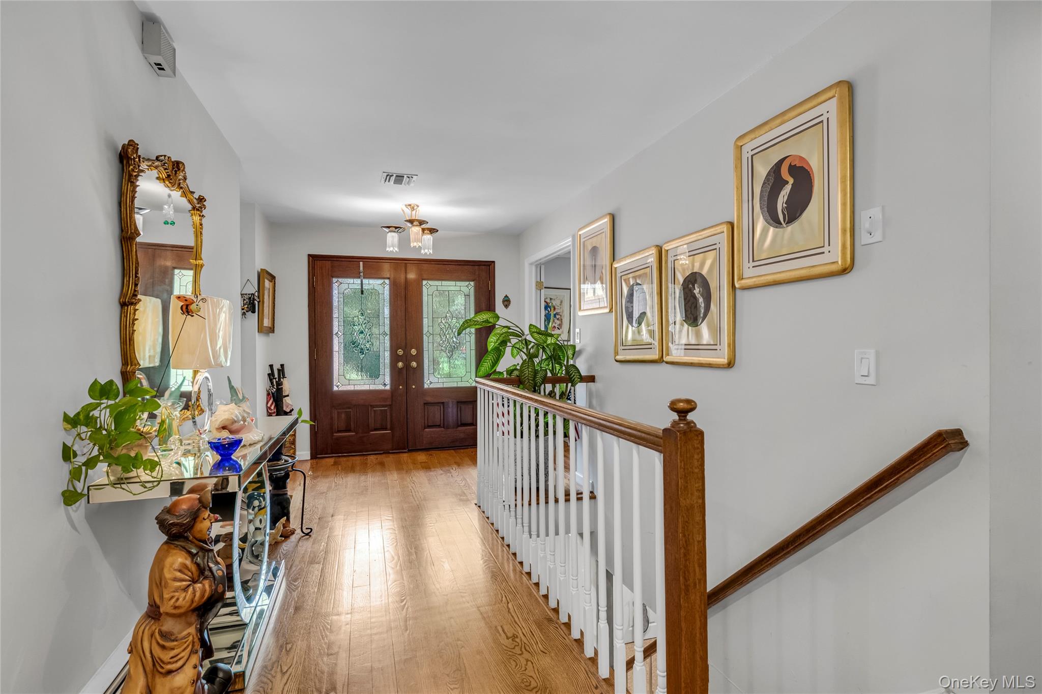 17 Melody, Bayville, NY 11709