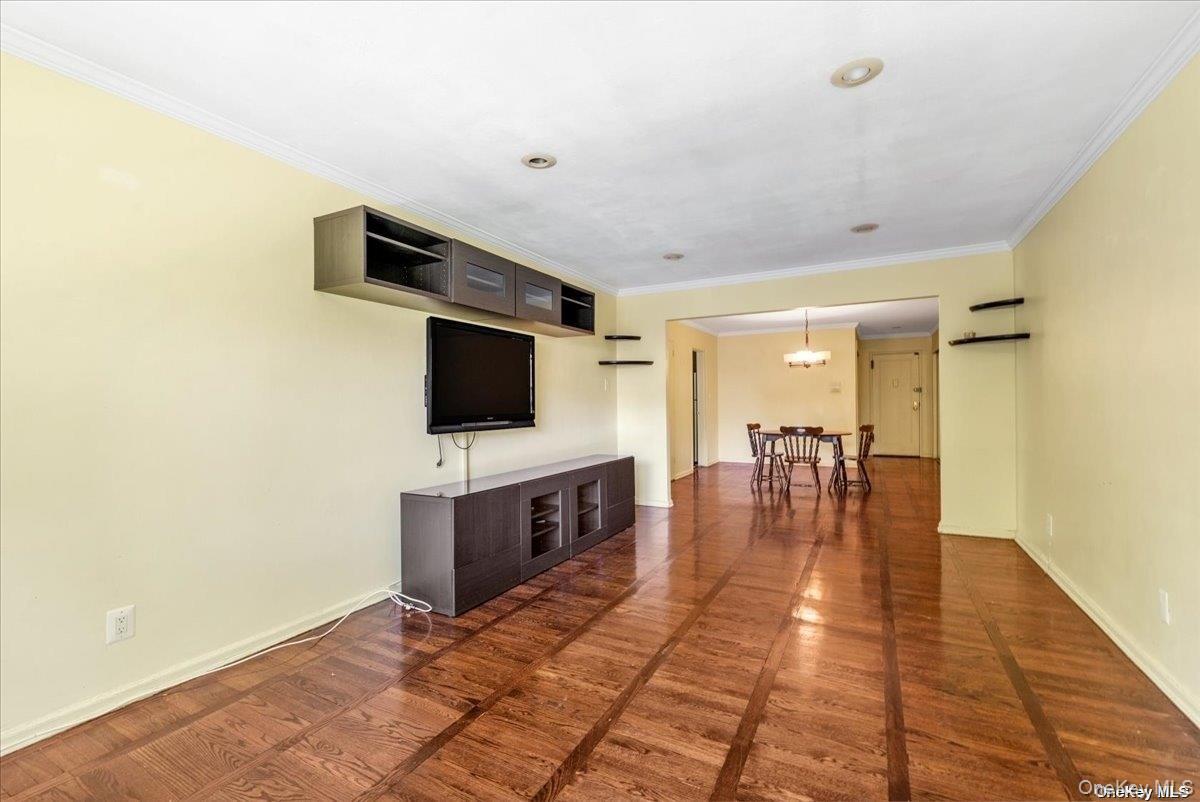 1205 E Broadway # F-13, Hewlett, NY 11557