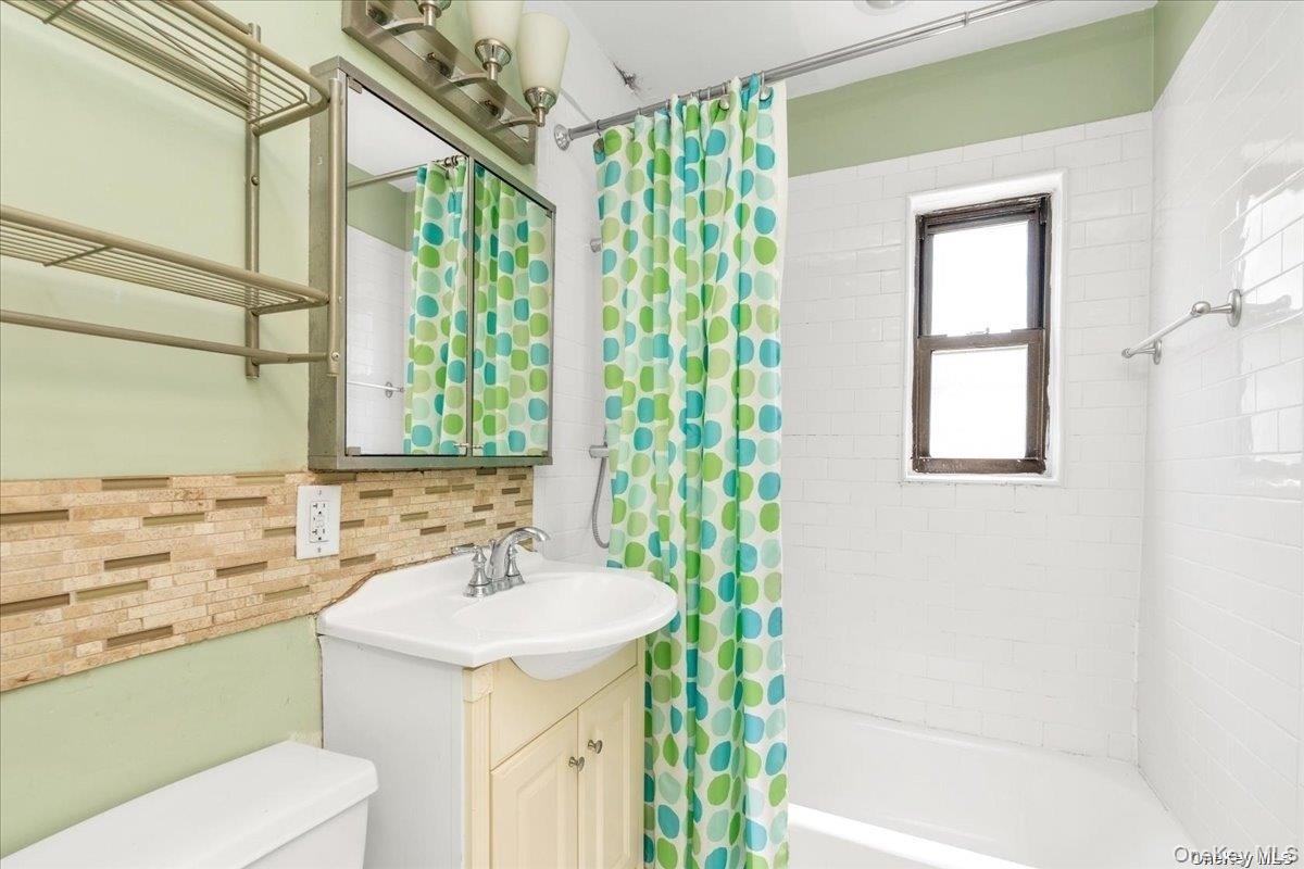 1205 E Broadway # F-13, Hewlett, NY 11557