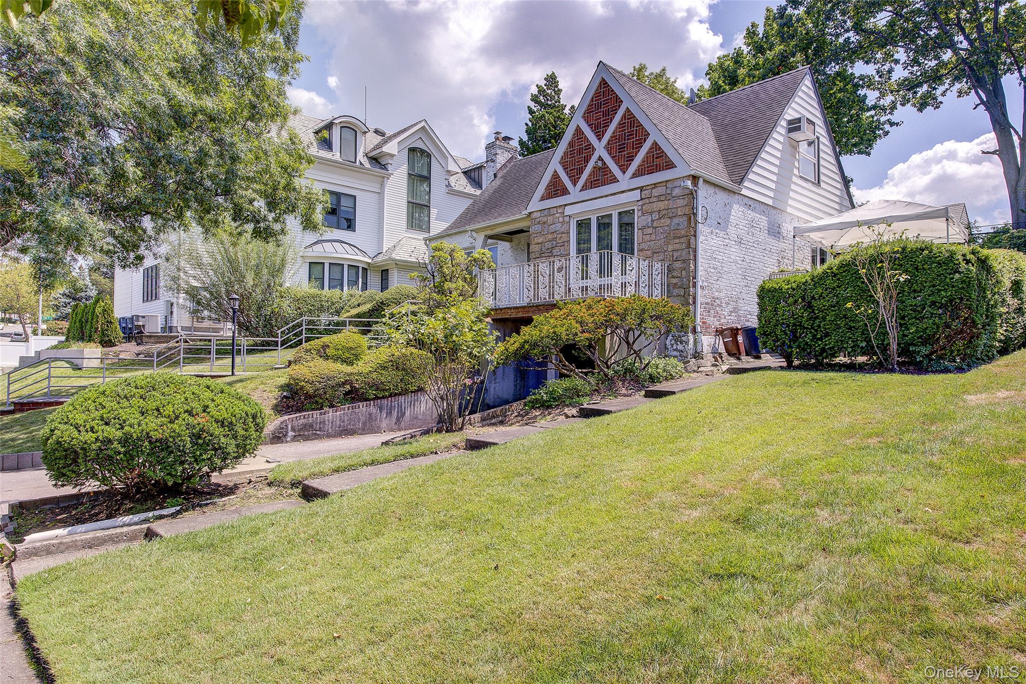 135-40 78th Road, Kew Garden Hills, NY 11367