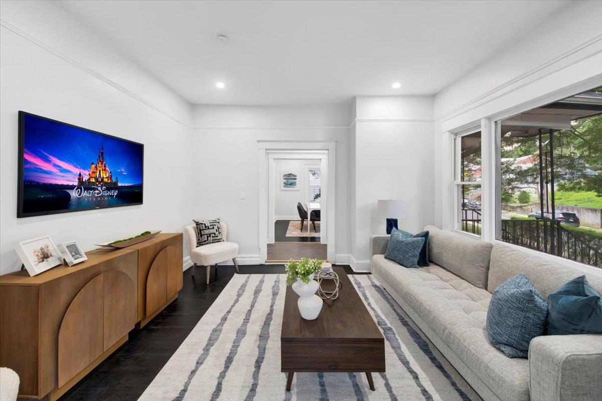 75 Belknap Avenue, Yonkers, NY 10710