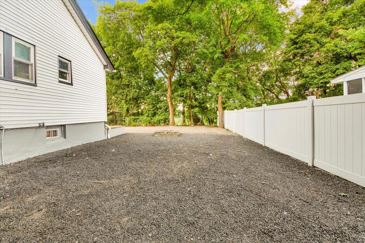 75 Belknap Avenue, Yonkers, NY 10710