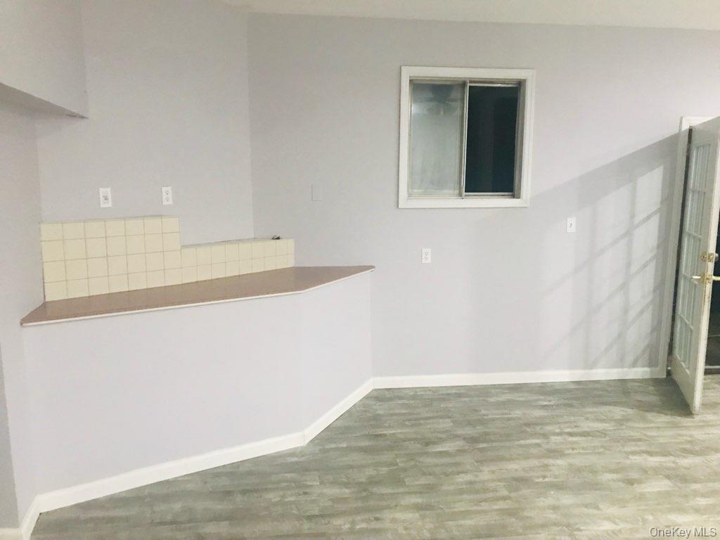 737 Broadway (aka 9W), Ulster Park, NY 12487