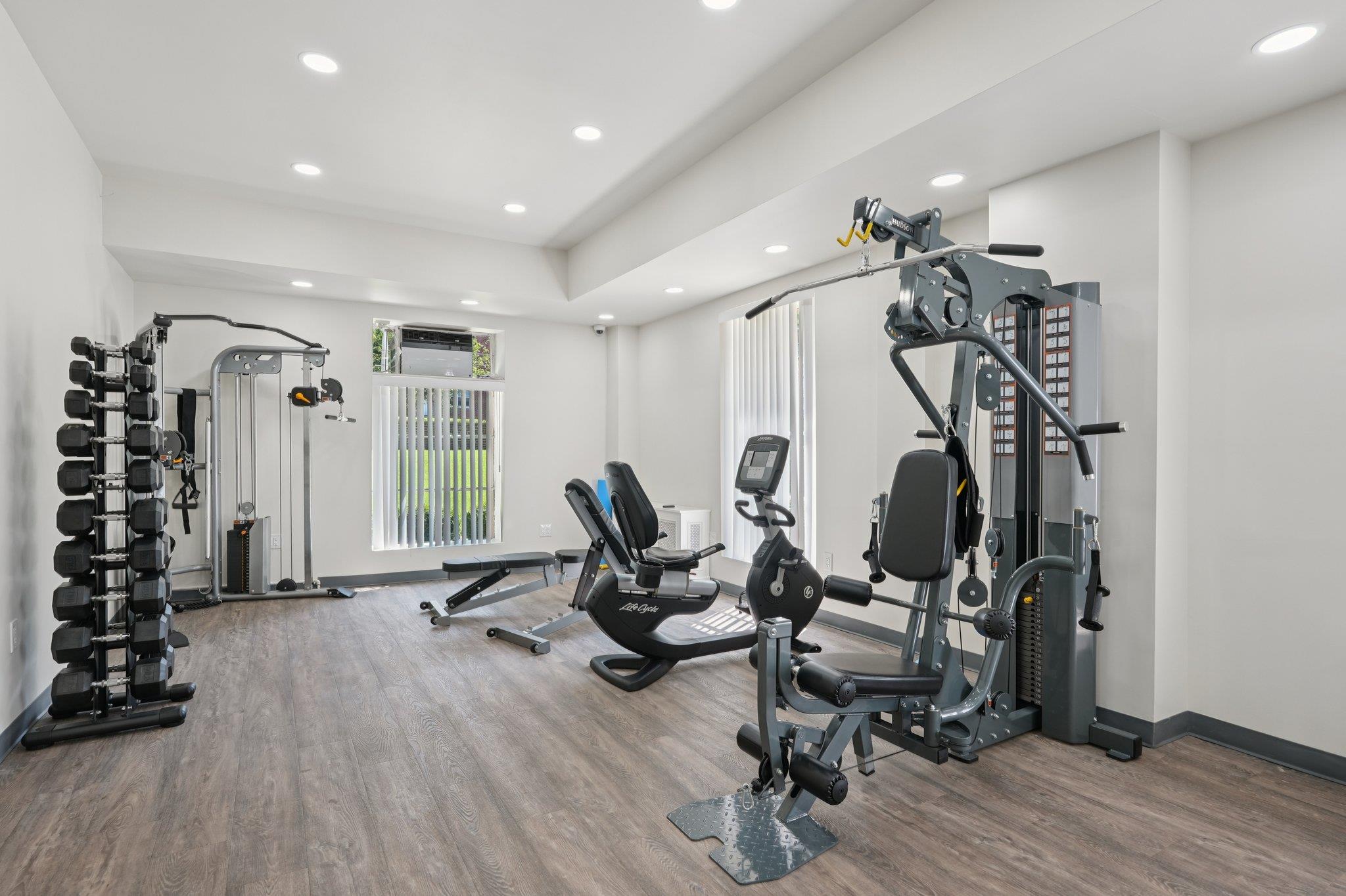 160 Middle Neck Road # 2 C, Great Neck, NY 11021