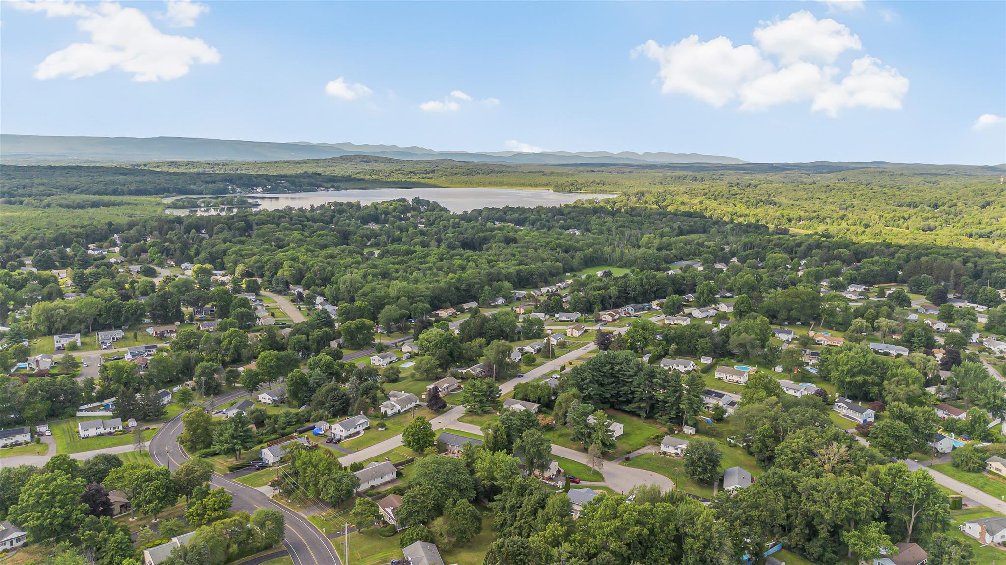 5 Queens Way, Newburgh, NY 12550