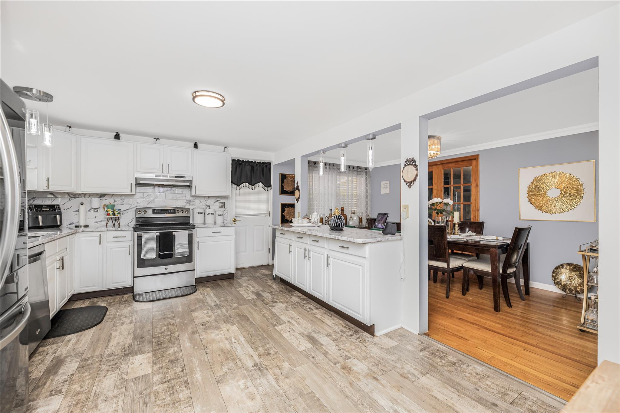 5 Queens Way, Newburgh, NY 12550