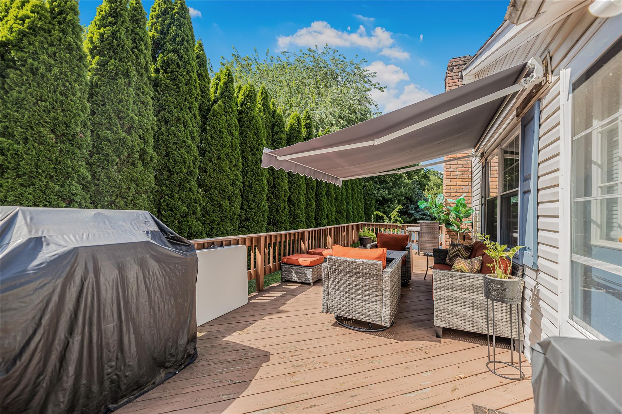 5 Queens Way, Newburgh, NY 12550