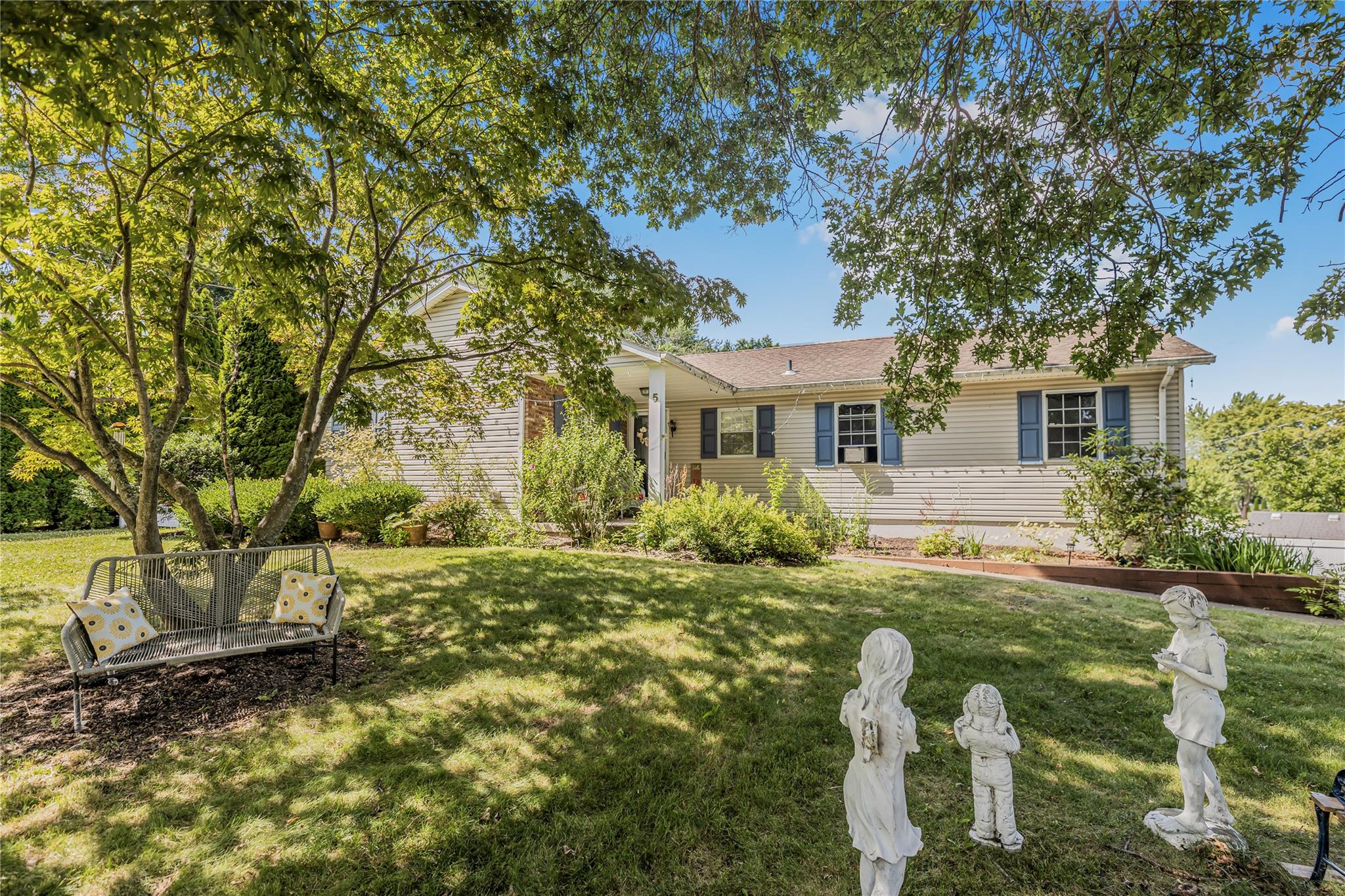 5 Queens Way, Newburgh, NY 12550