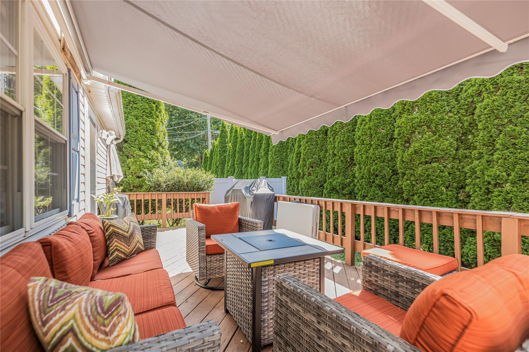 5 Queens Way, Newburgh, NY 12550