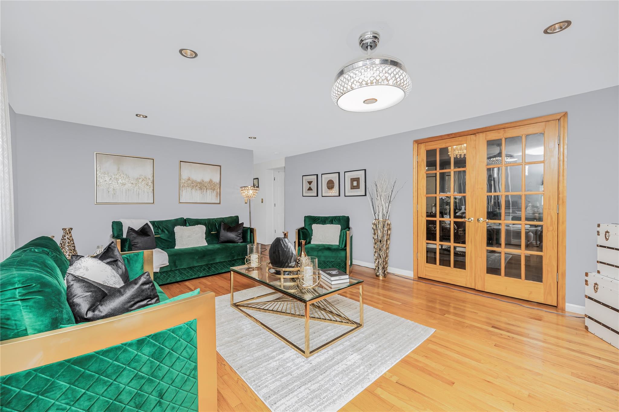 5 Queens Way, Newburgh, NY 12550