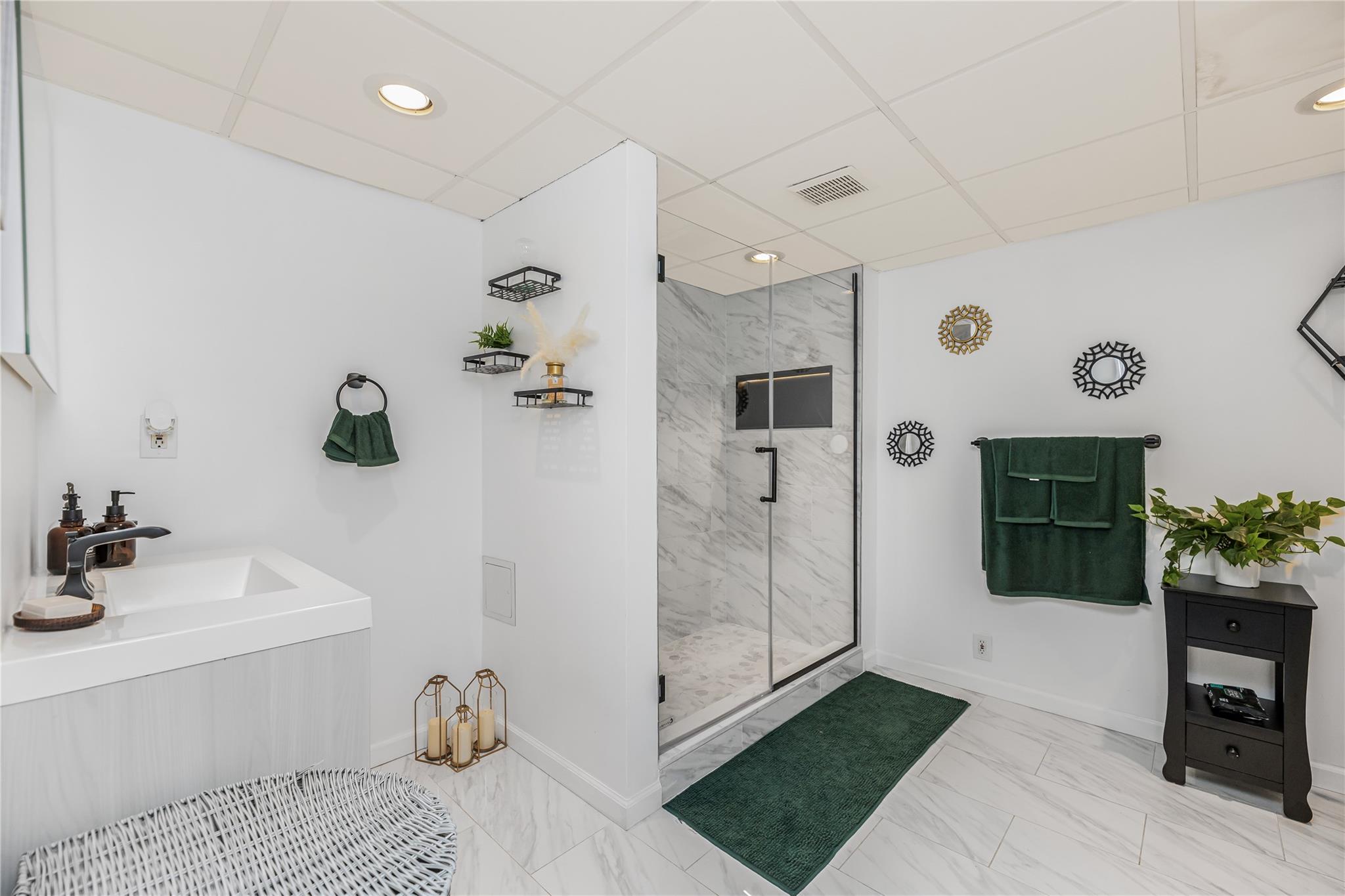 5 Queens Way, Newburgh, NY 12550