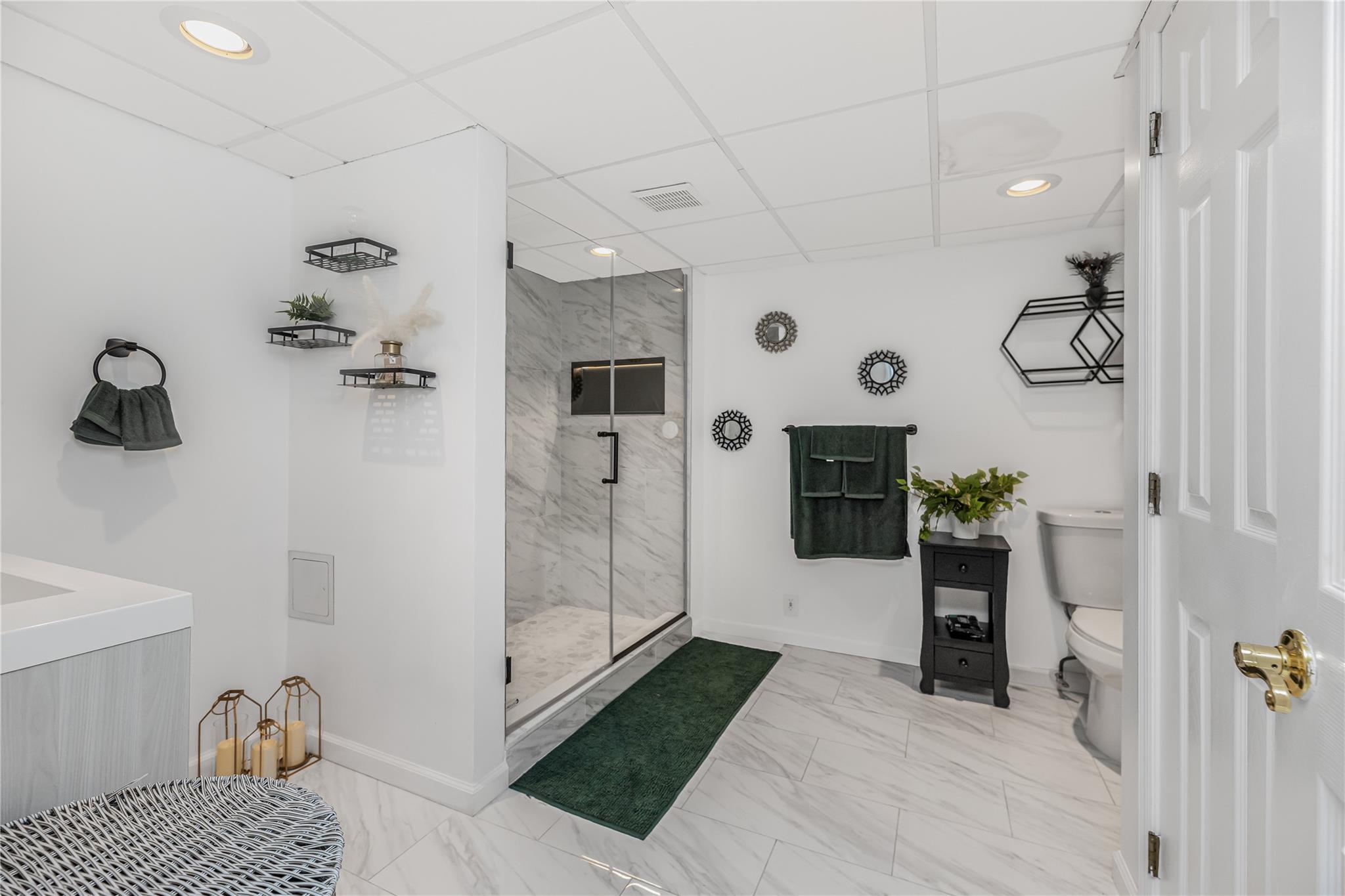 5 Queens Way, Newburgh, NY 12550