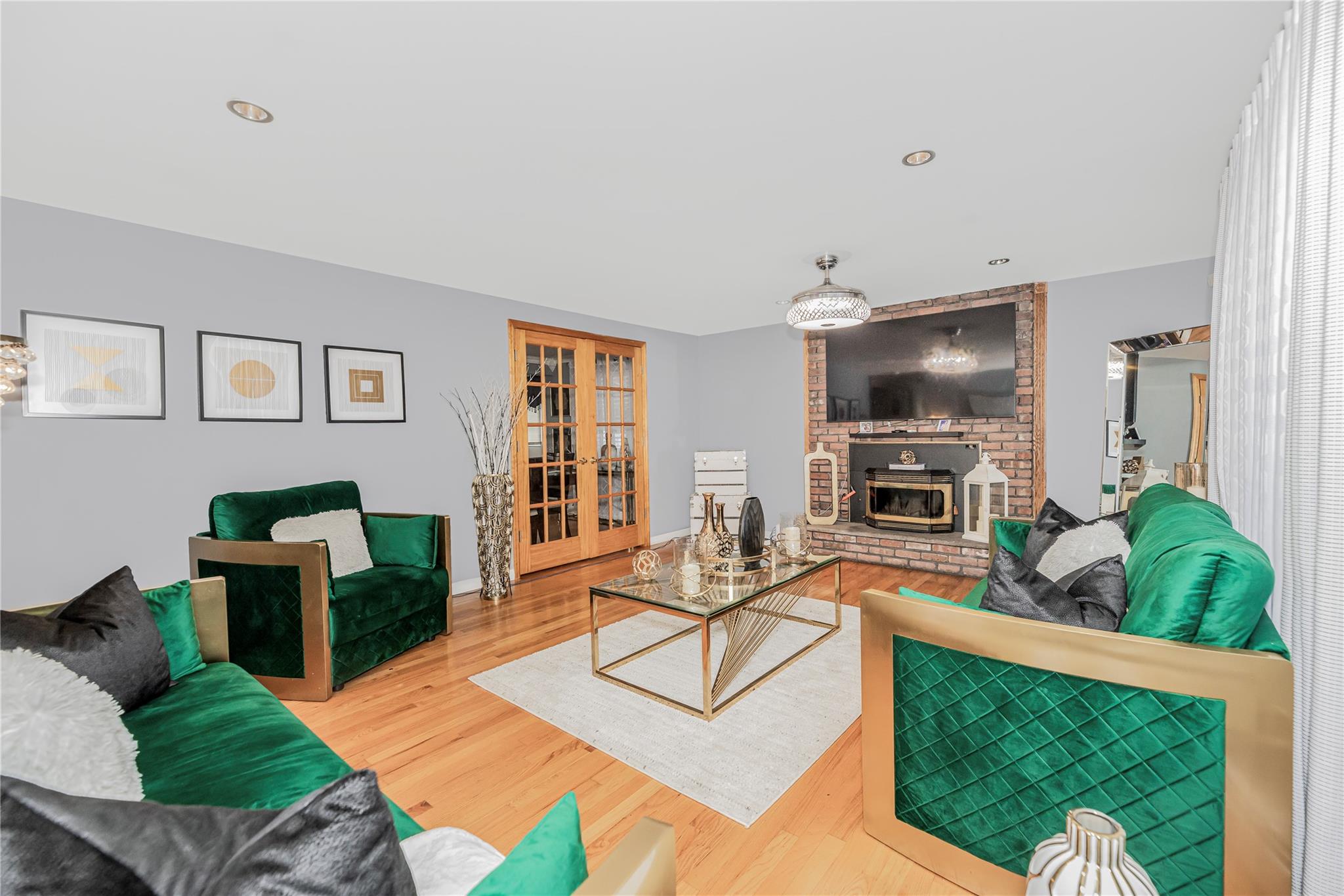 5 Queens Way, Newburgh, NY 12550