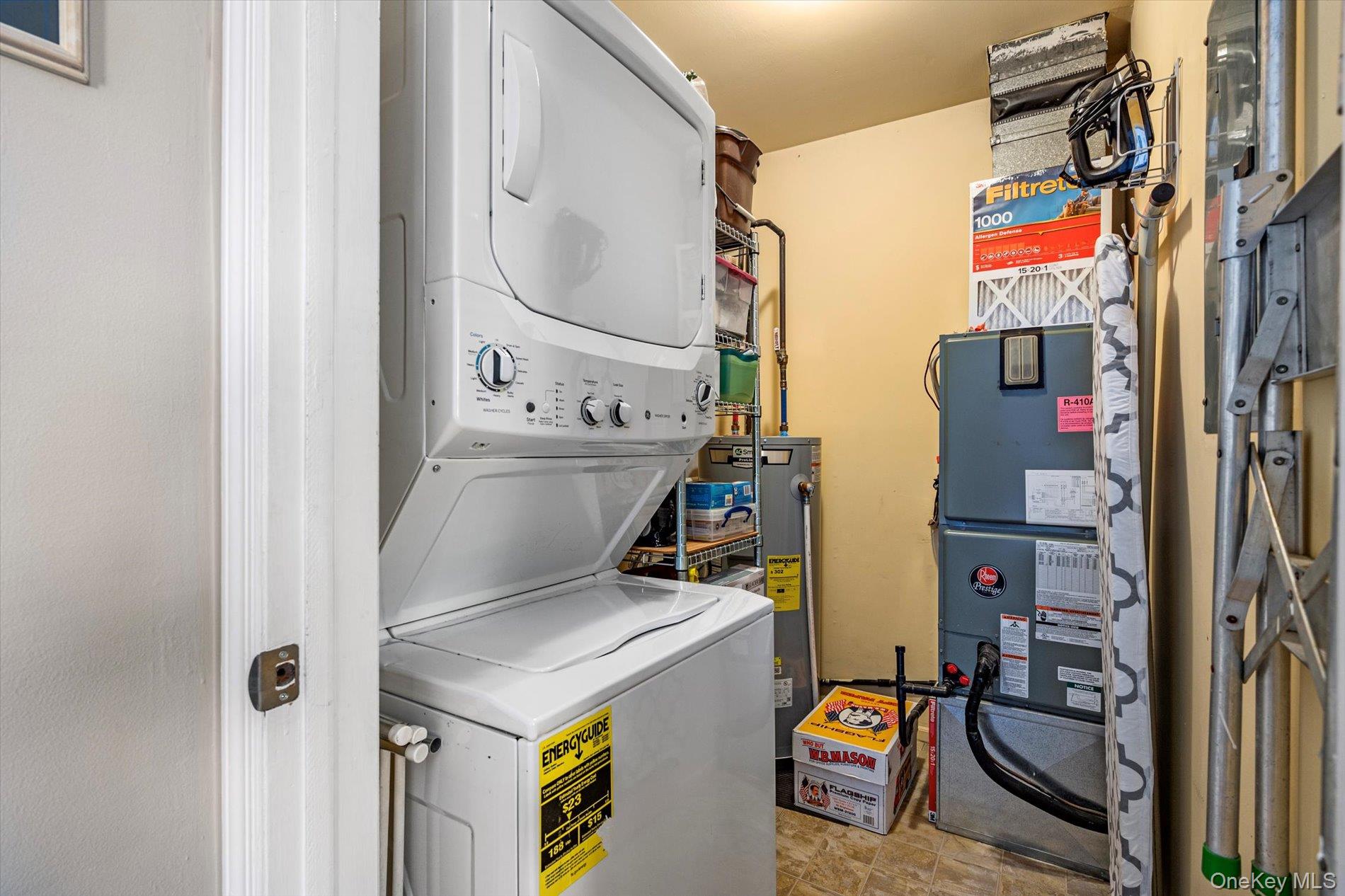 1 Atlantic Avenue # 28, Farmingdale, NY 11735