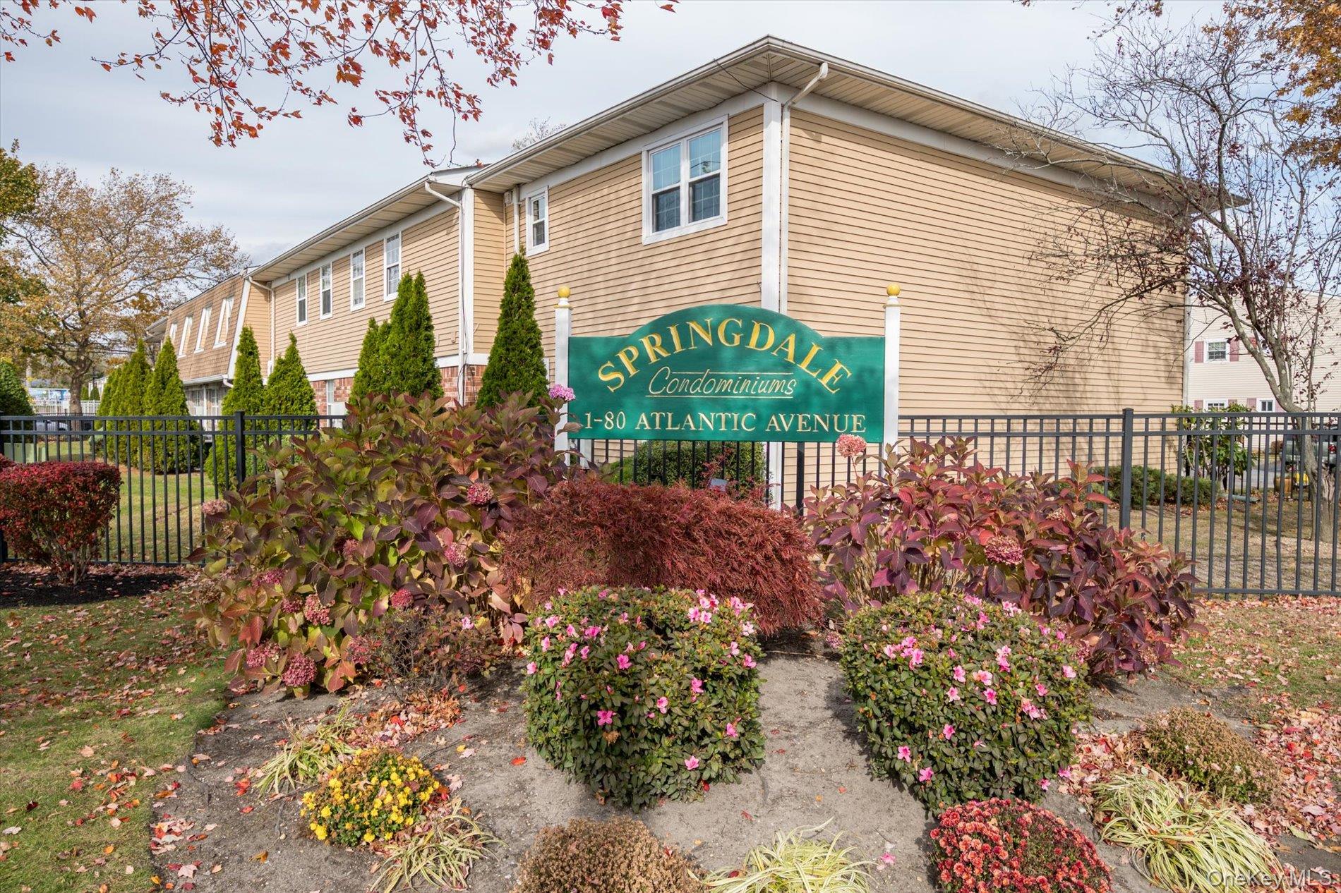 1 Atlantic Avenue # 28, Farmingdale, NY 11735