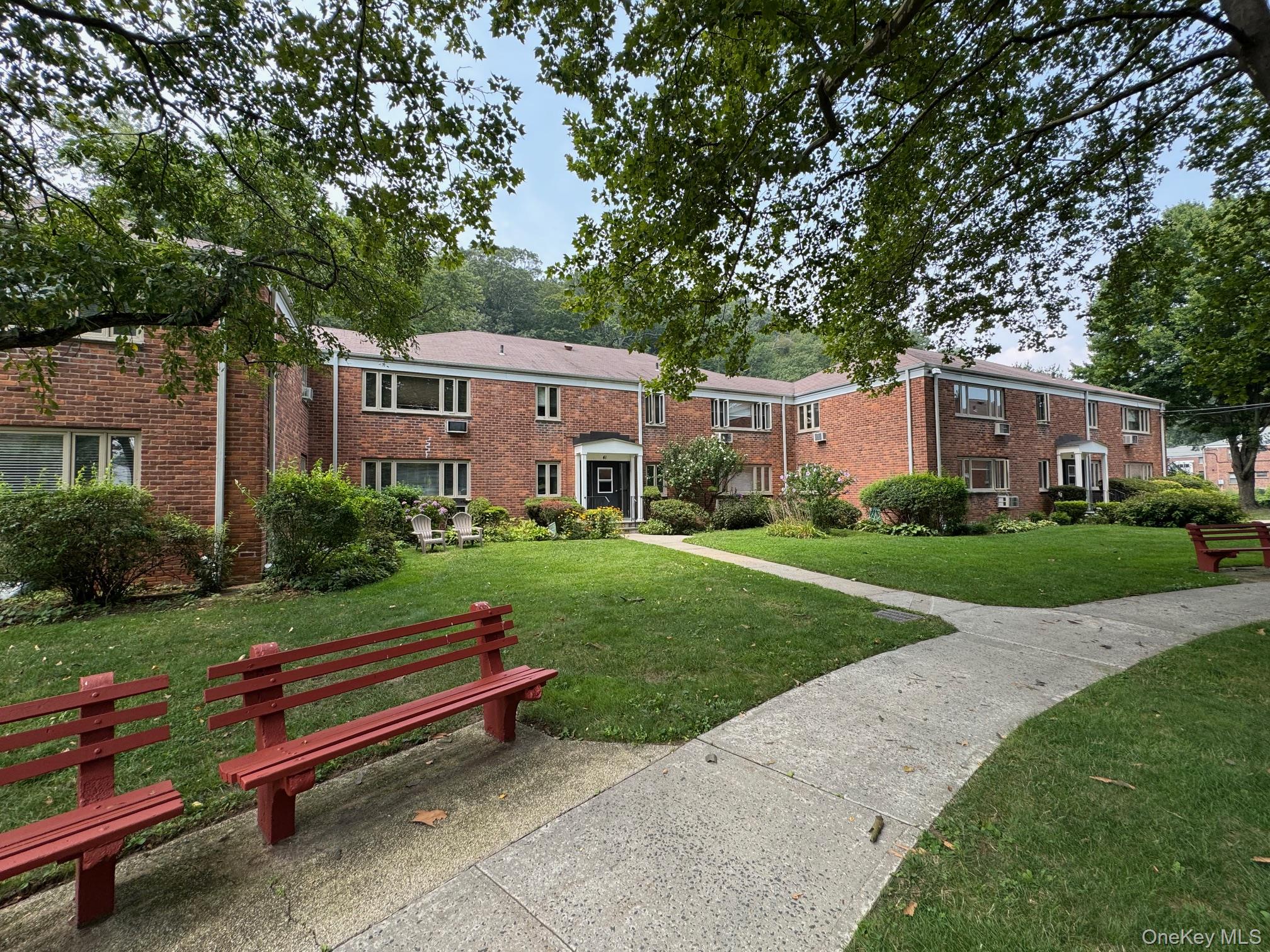 41 Lawrence Drive # B, White Plains, NY 10603