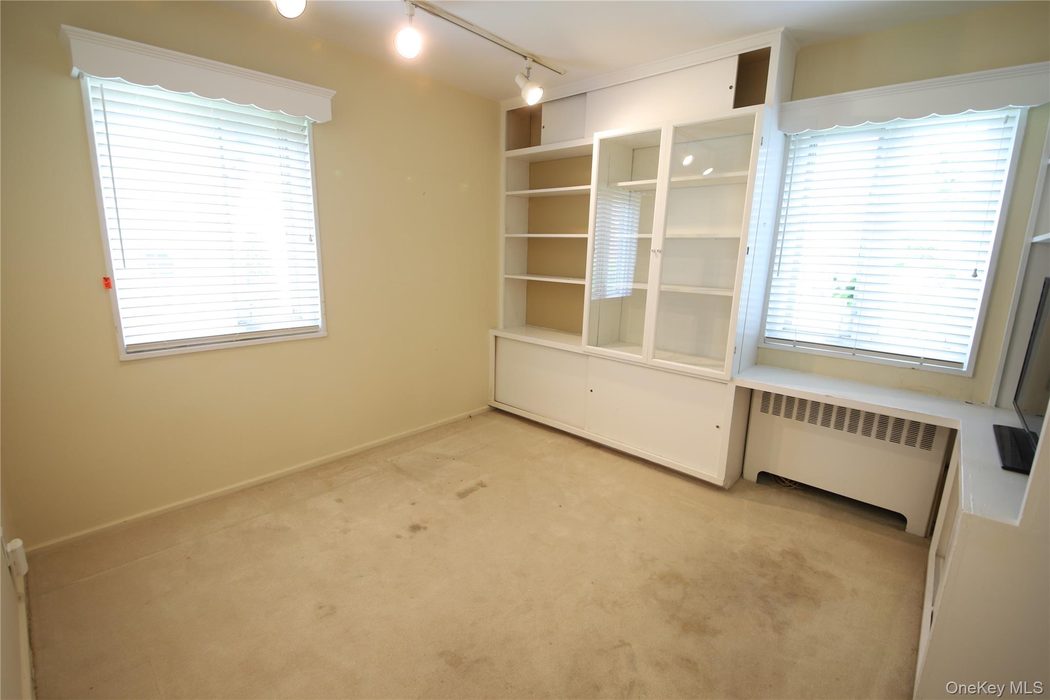 41 Lawrence Drive # B, White Plains, NY 10603