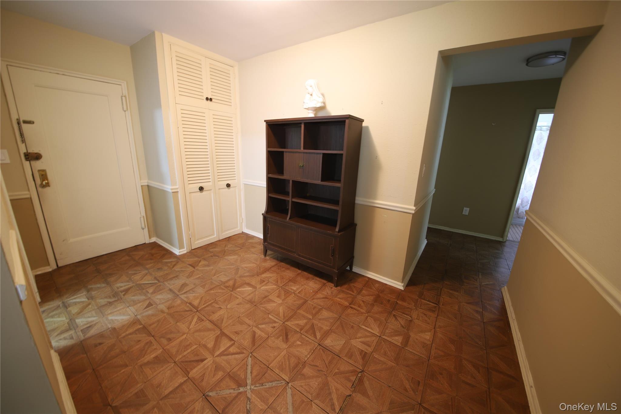 41 Lawrence Drive # B, White Plains, NY 10603