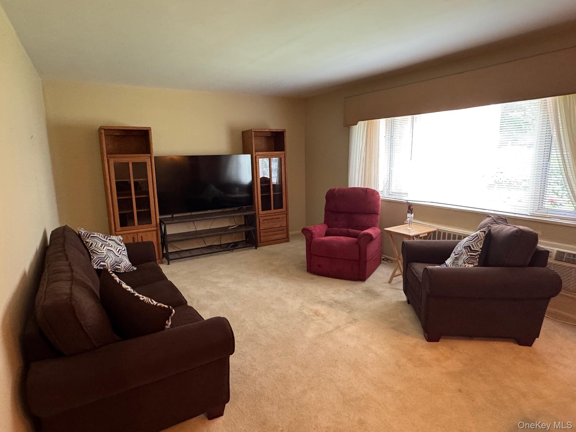 41 Lawrence Drive # B, White Plains, NY 10603